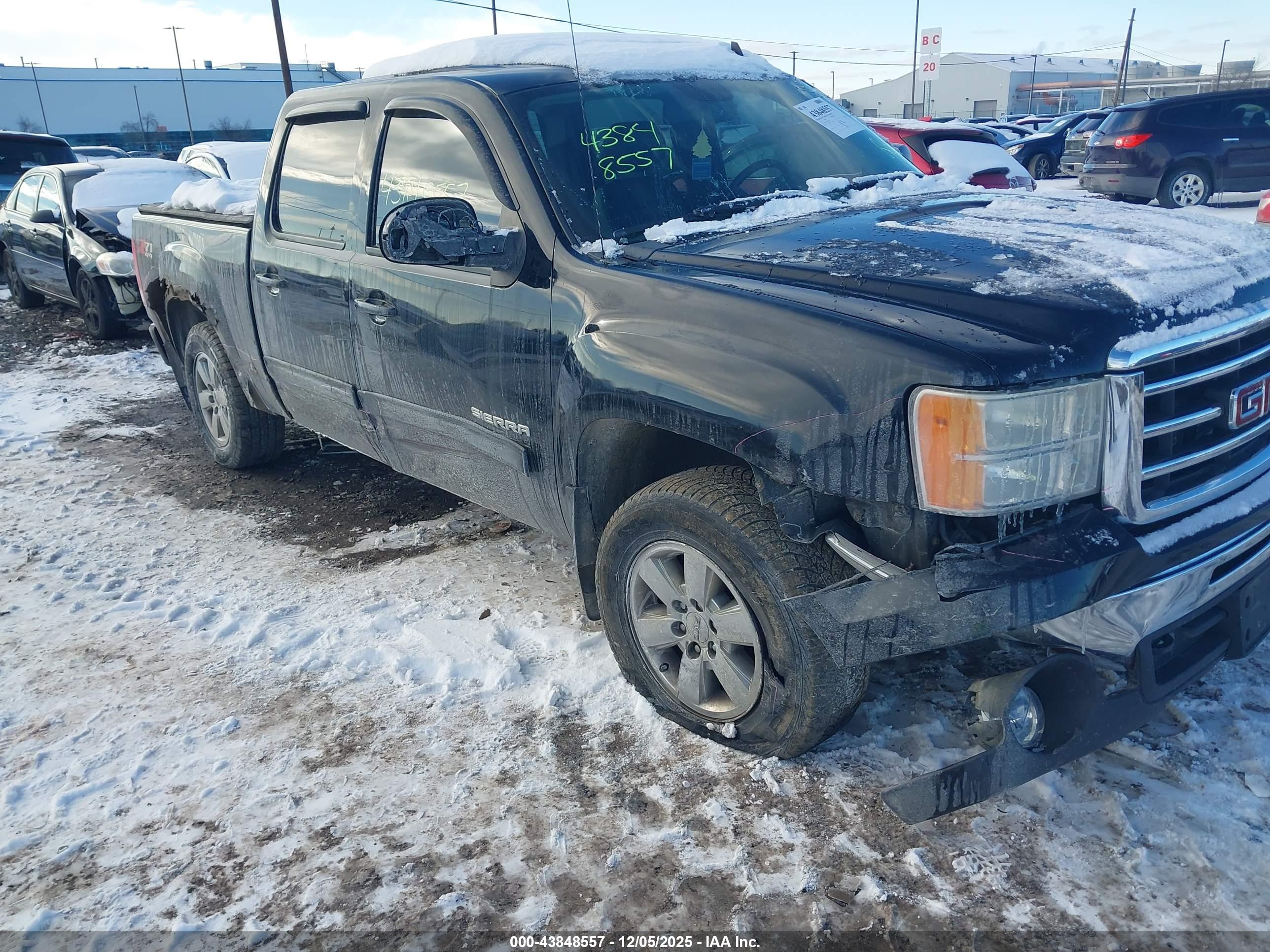 GMC SIERRA image 6