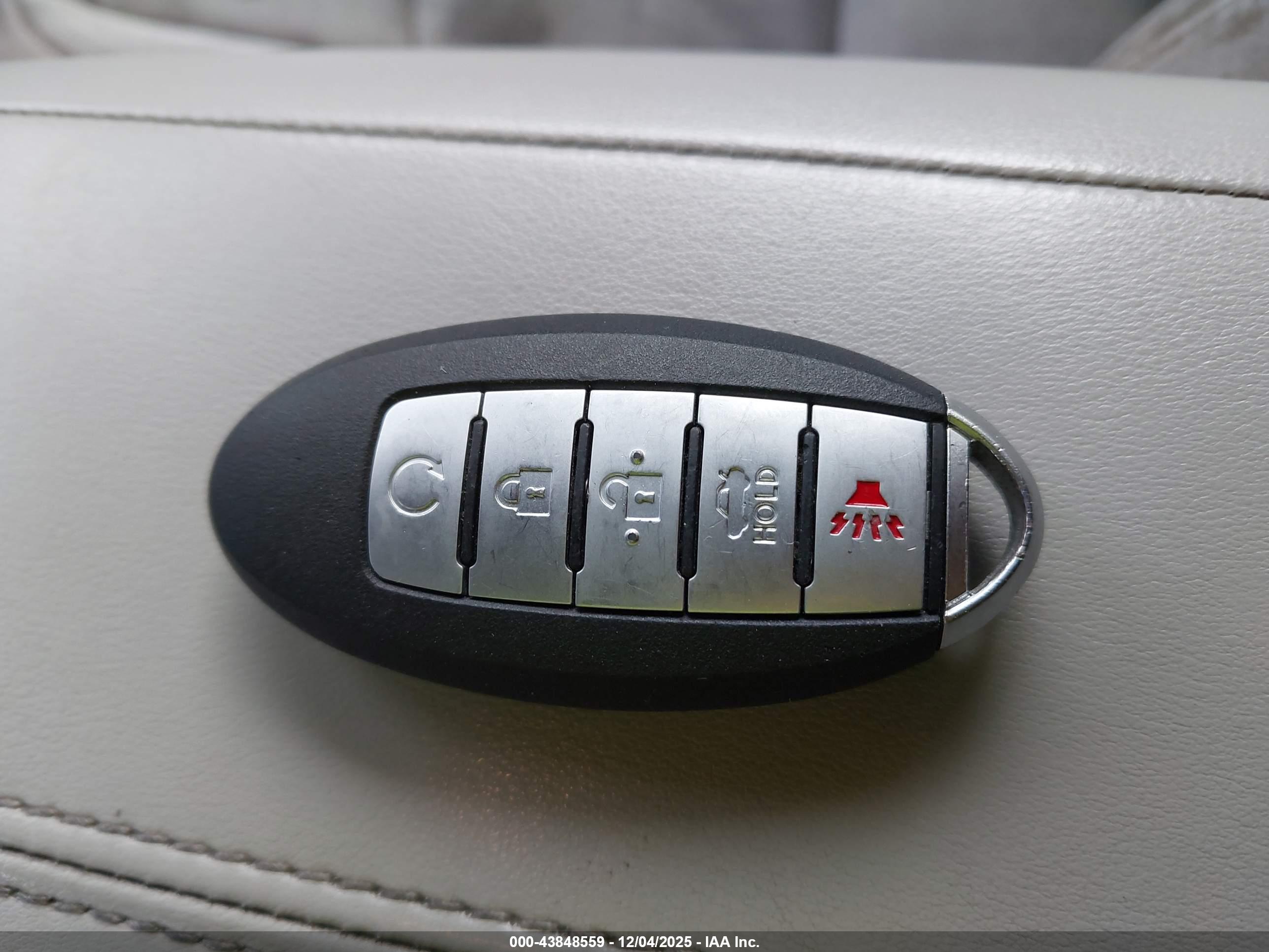 NISSAN ALTIMA image 11