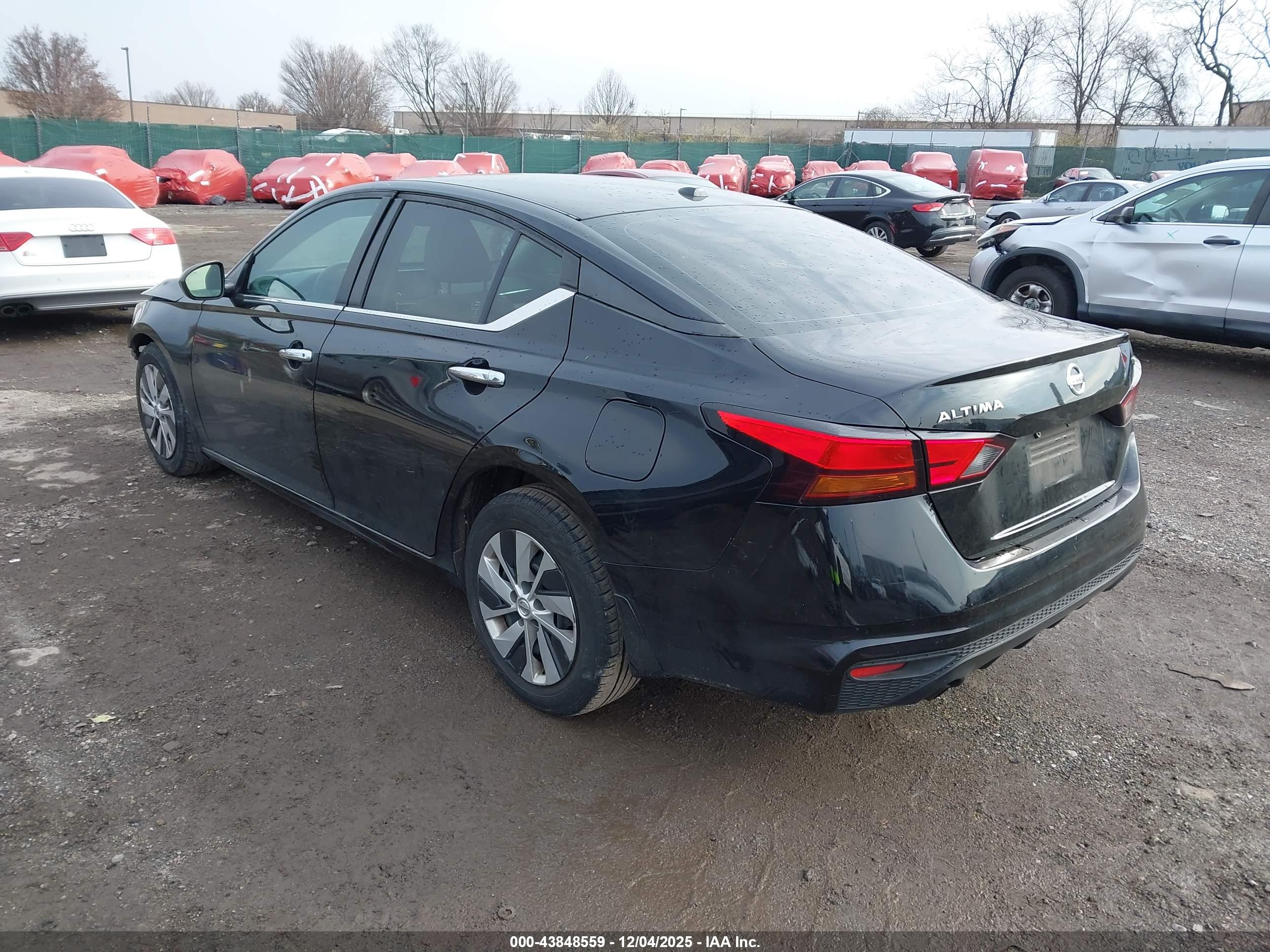 NISSAN ALTIMA image 3