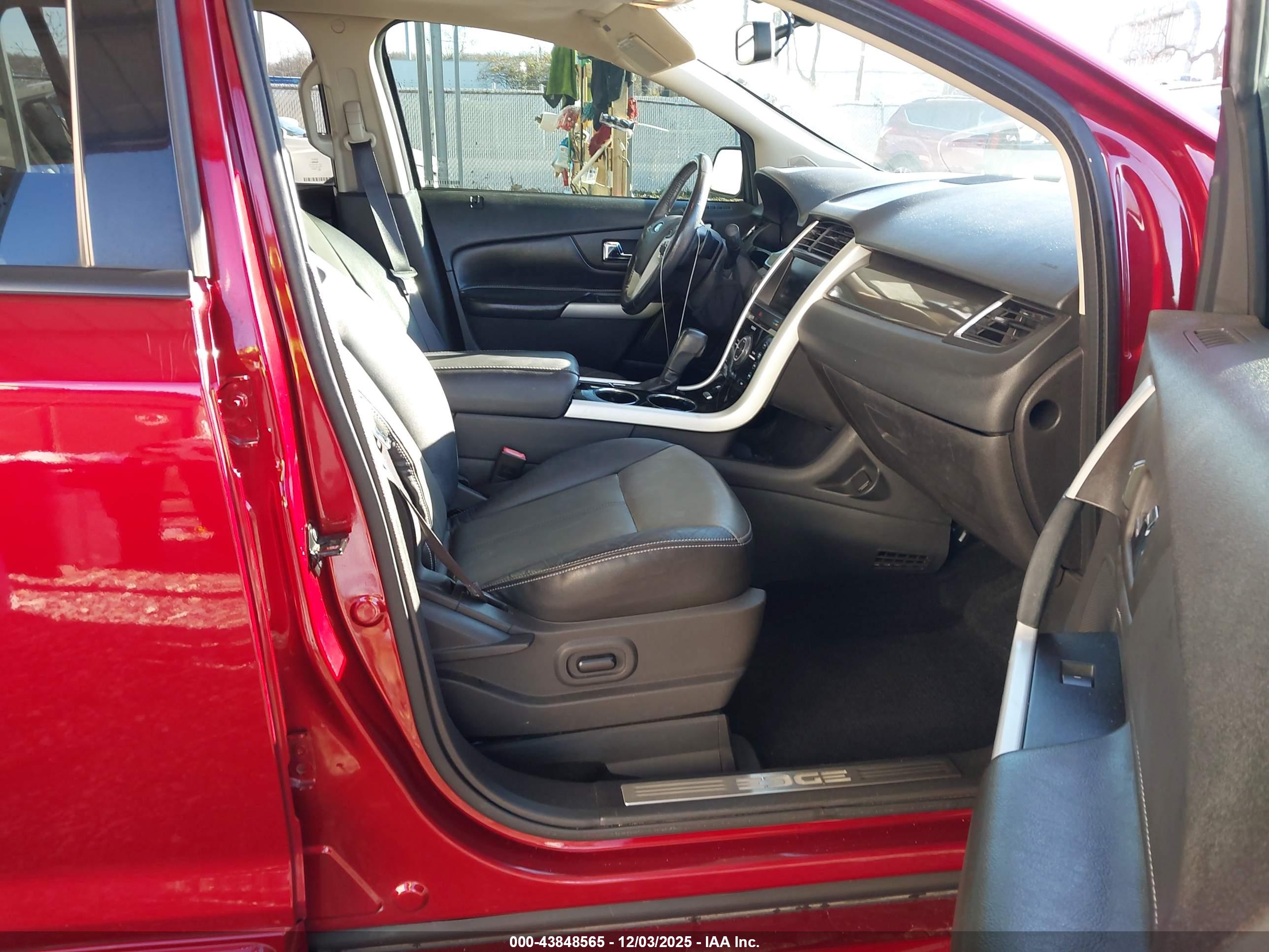 FORD EDGE image 5