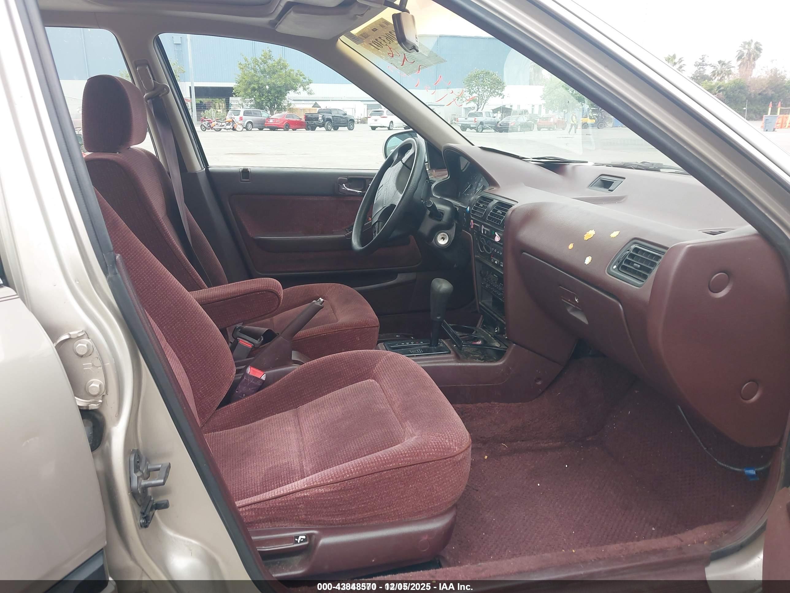 HONDA ACCORD image 5