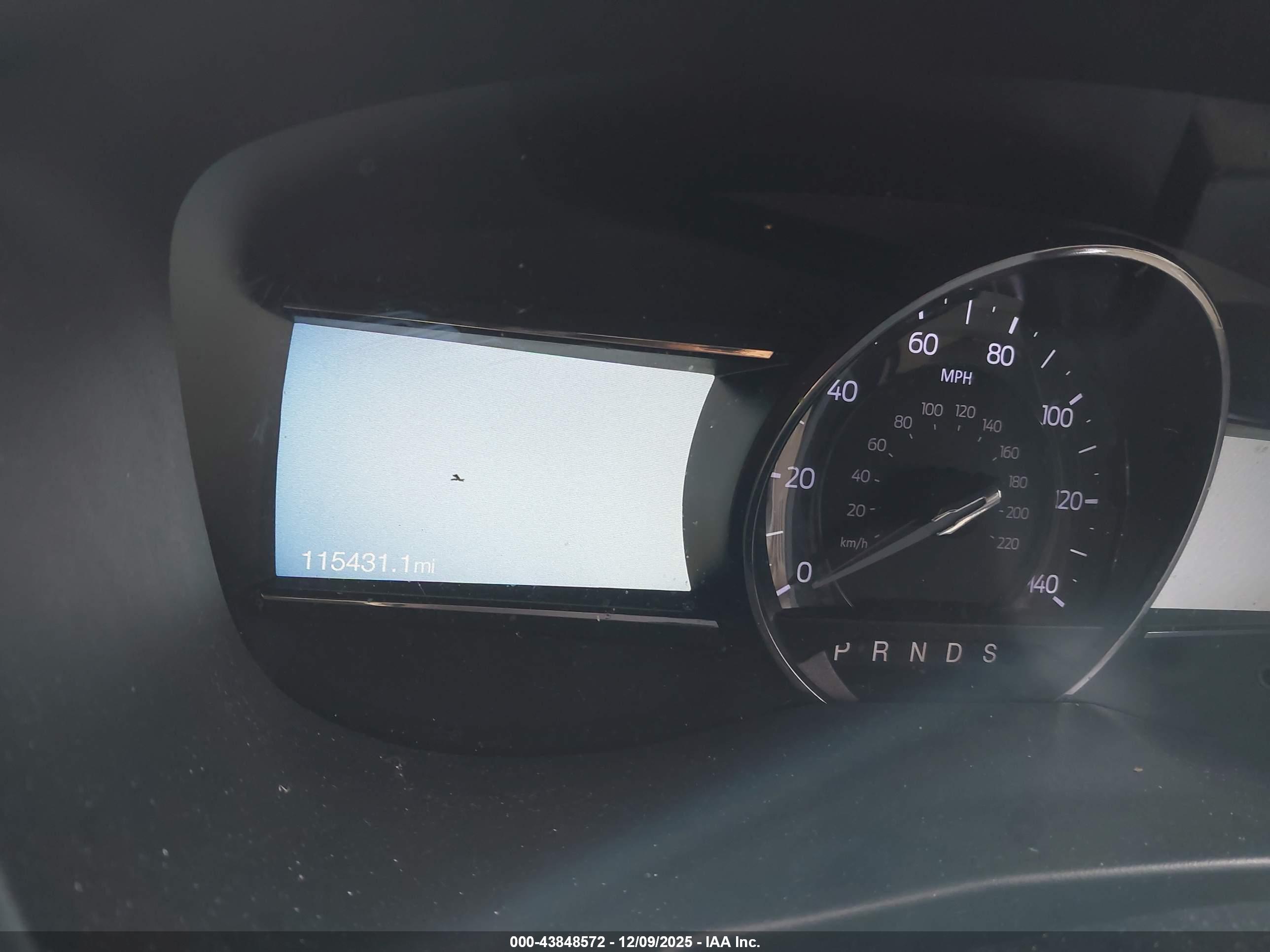 FORD EXPLORER image 7