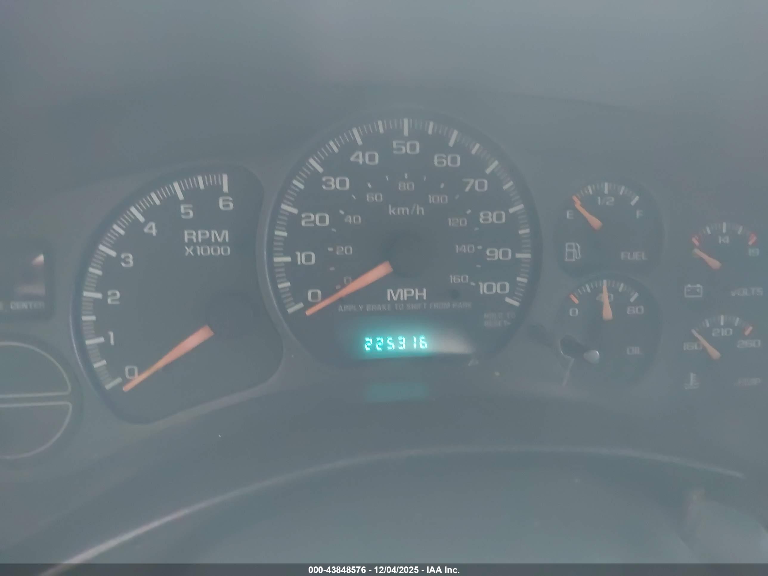 GMC SIERRA image 7