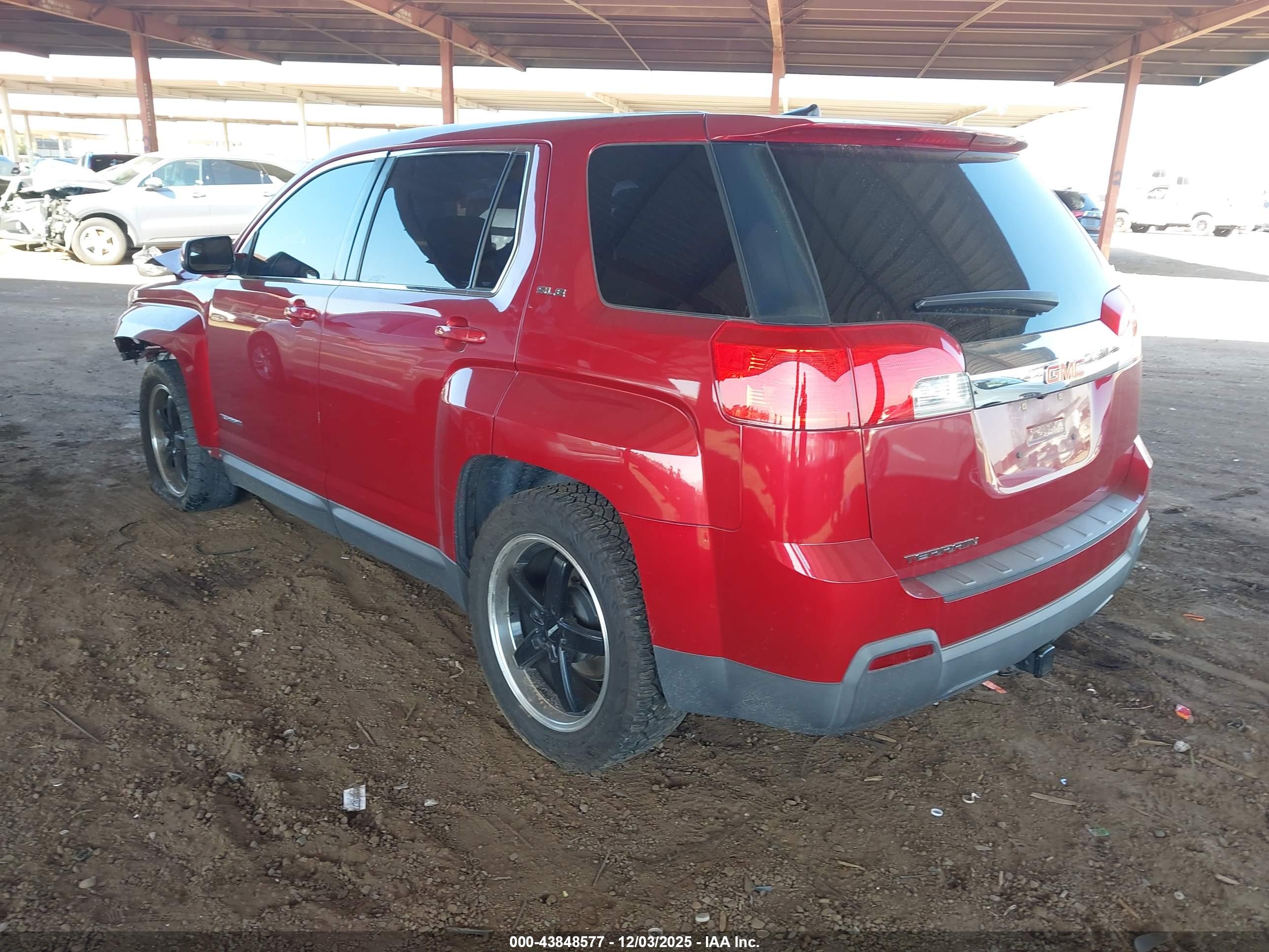 GMC TERRAIN image 3
