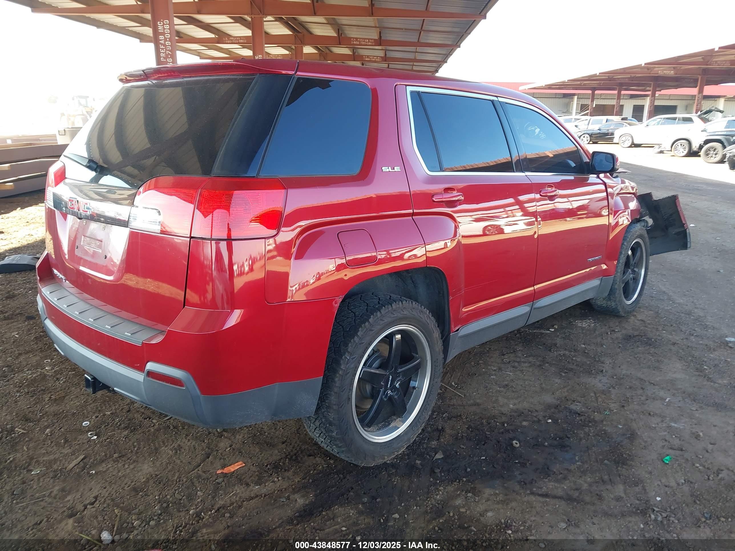 GMC TERRAIN image 4
