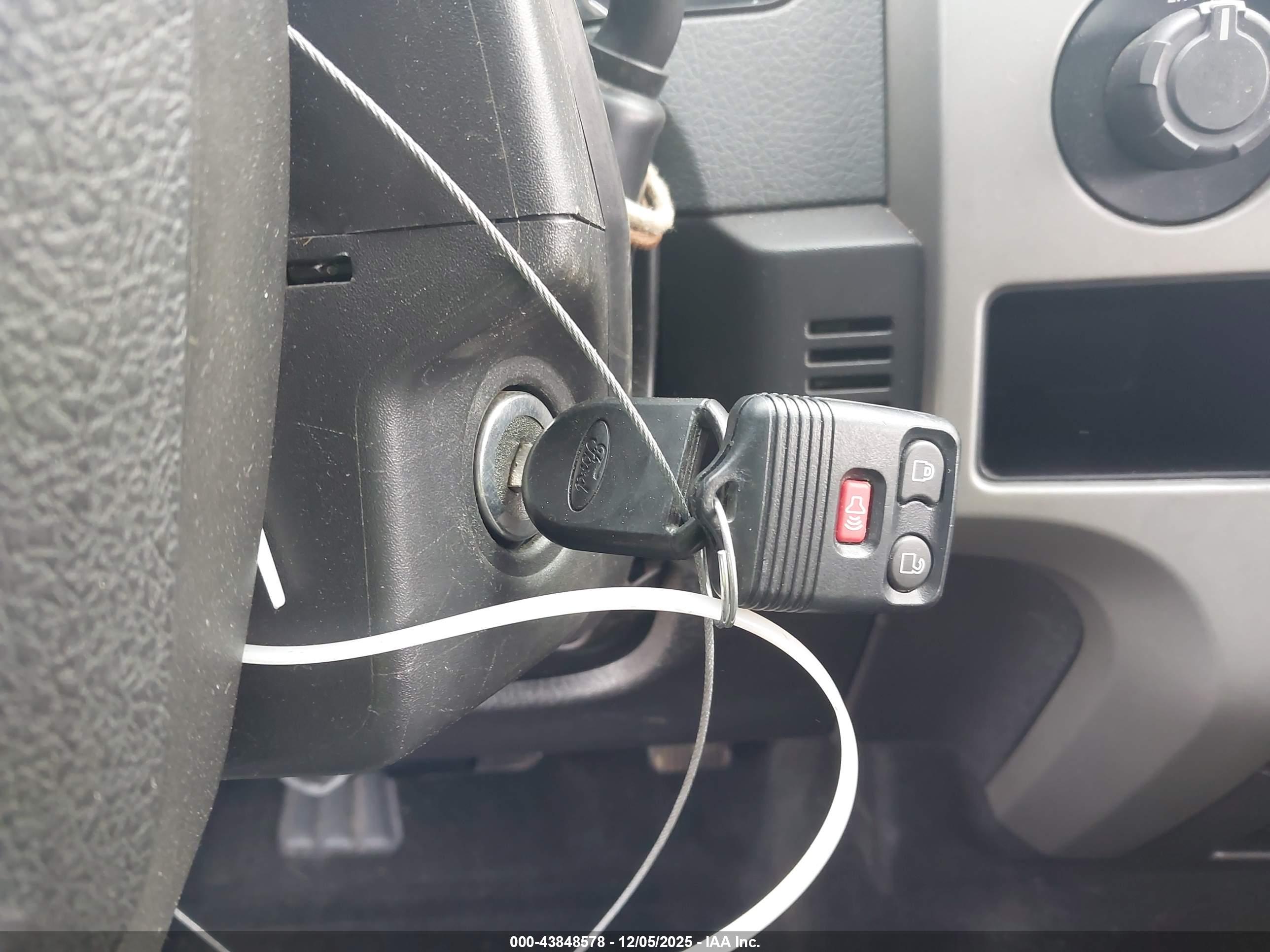 FORD F-150 image 11