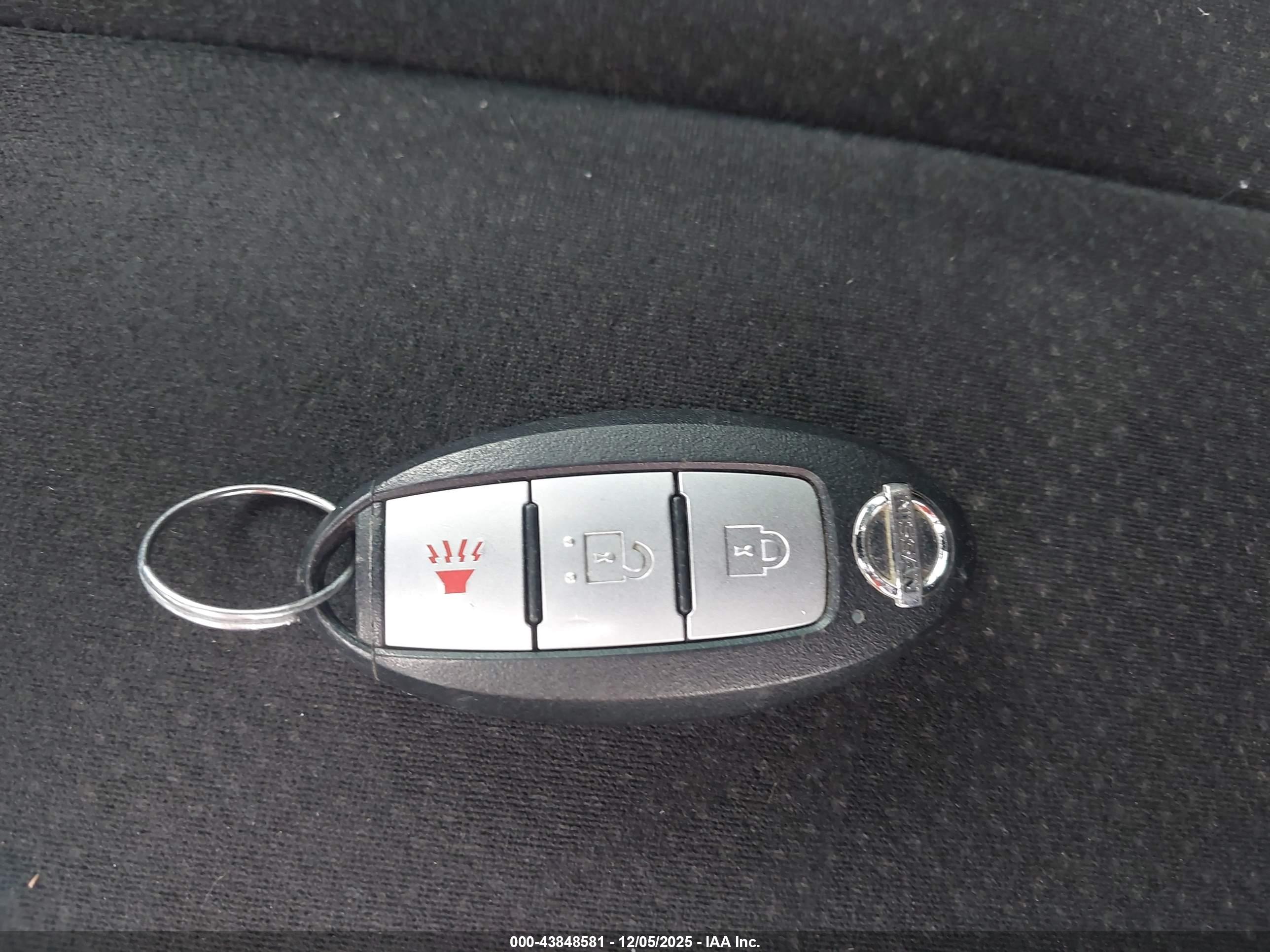 NISSAN MURANO image 11