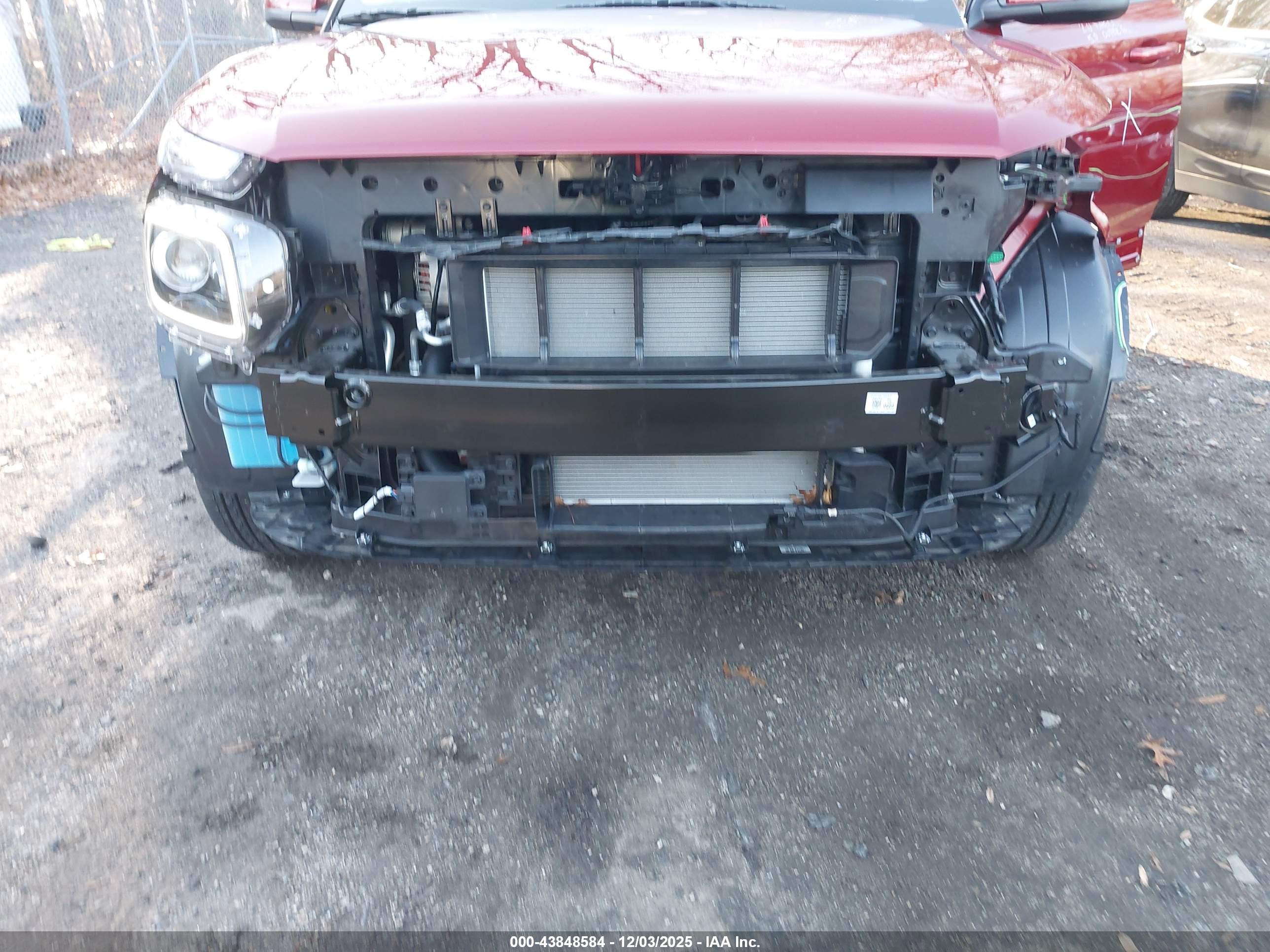 HYUNDAI VENUE image 6
