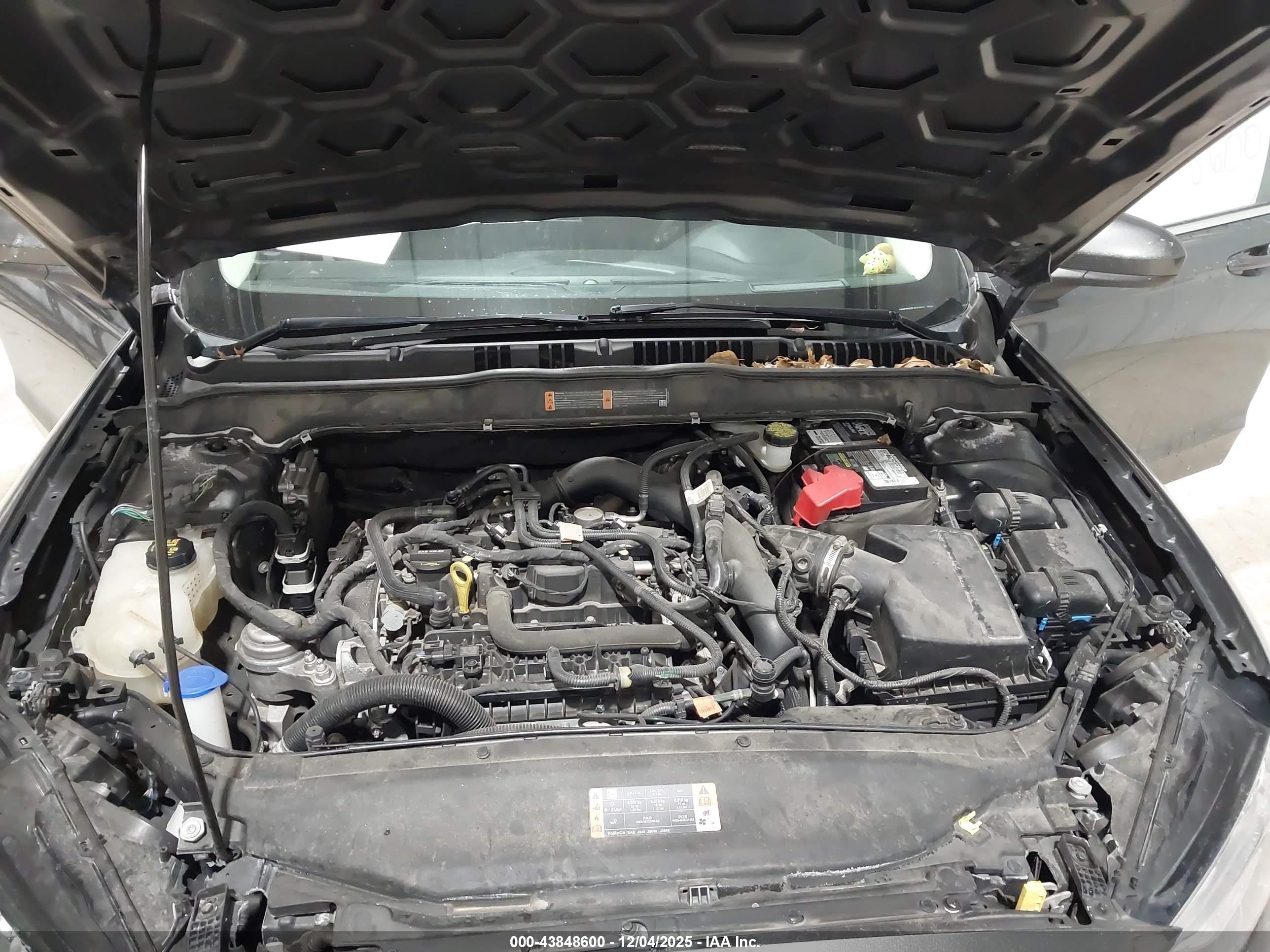 FORD FUSION image 10