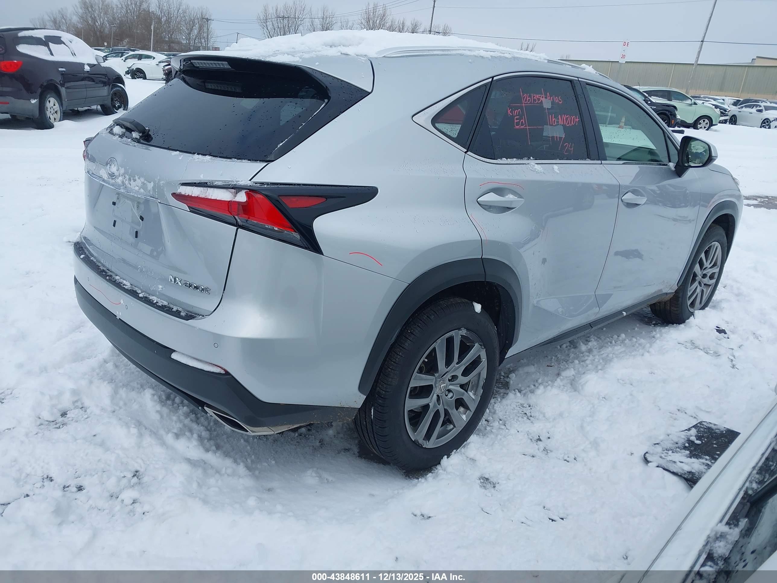 LEXUS NX image 4