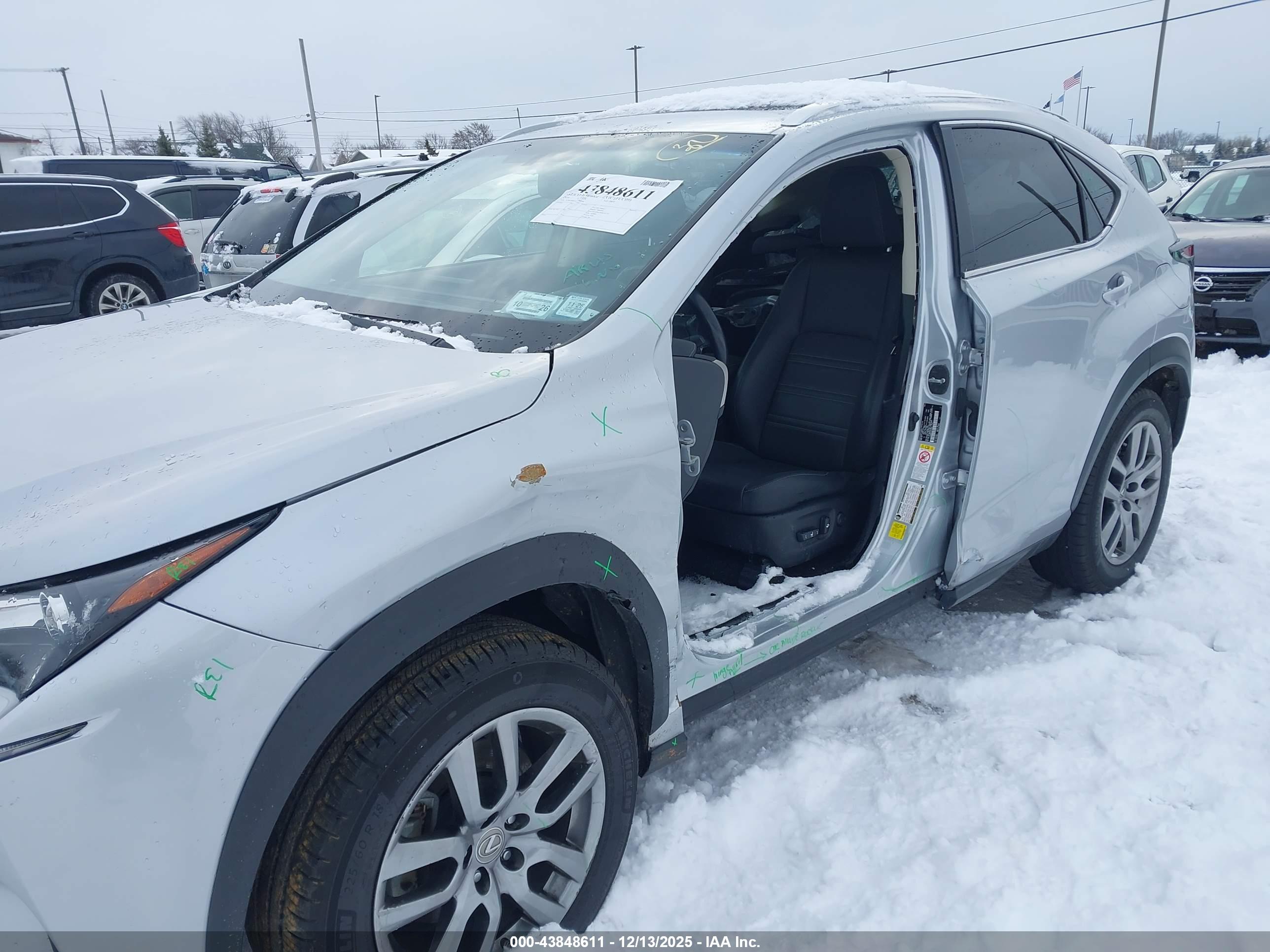 LEXUS NX image 6