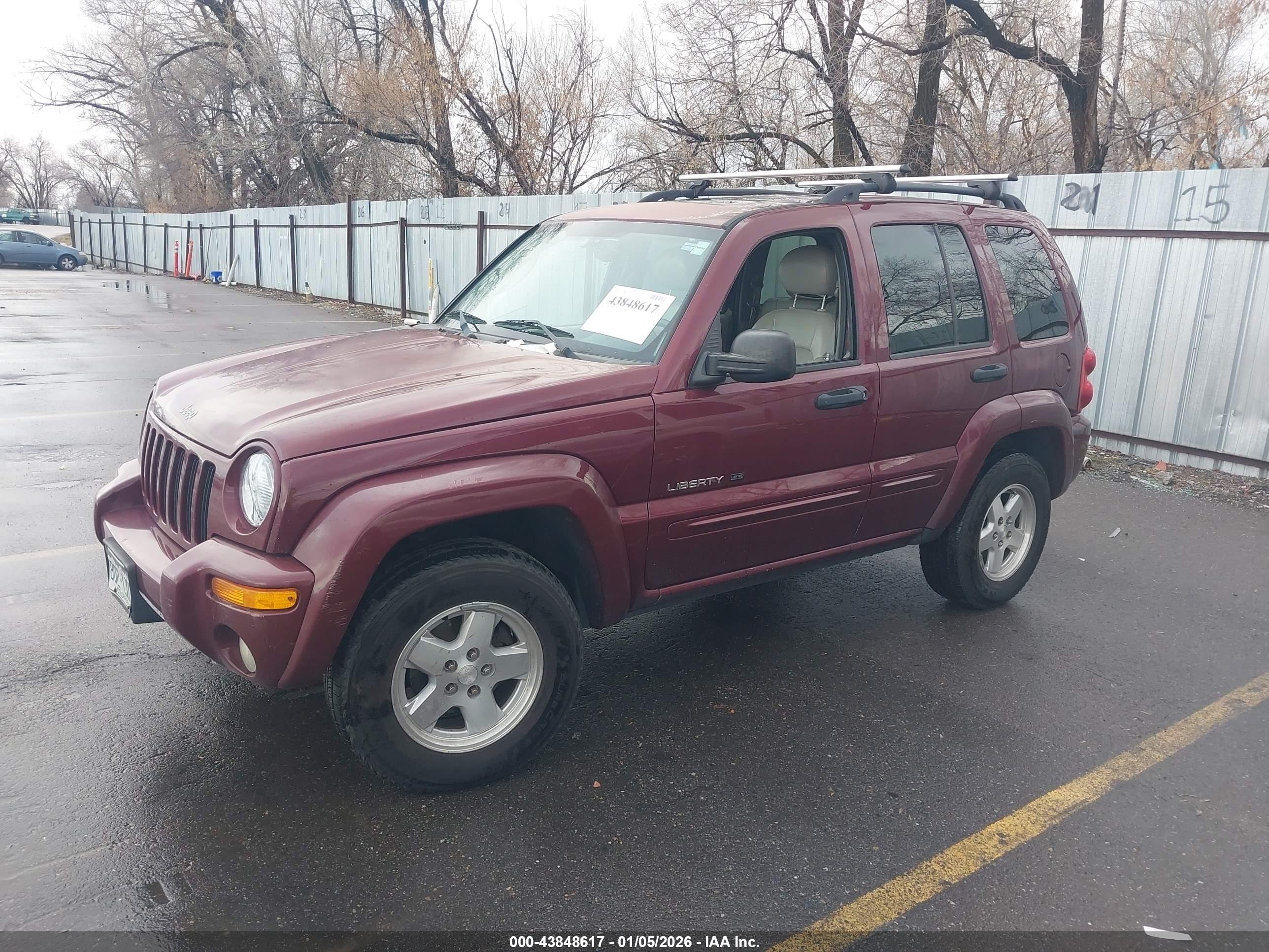 JEEP LIBERTY image 2