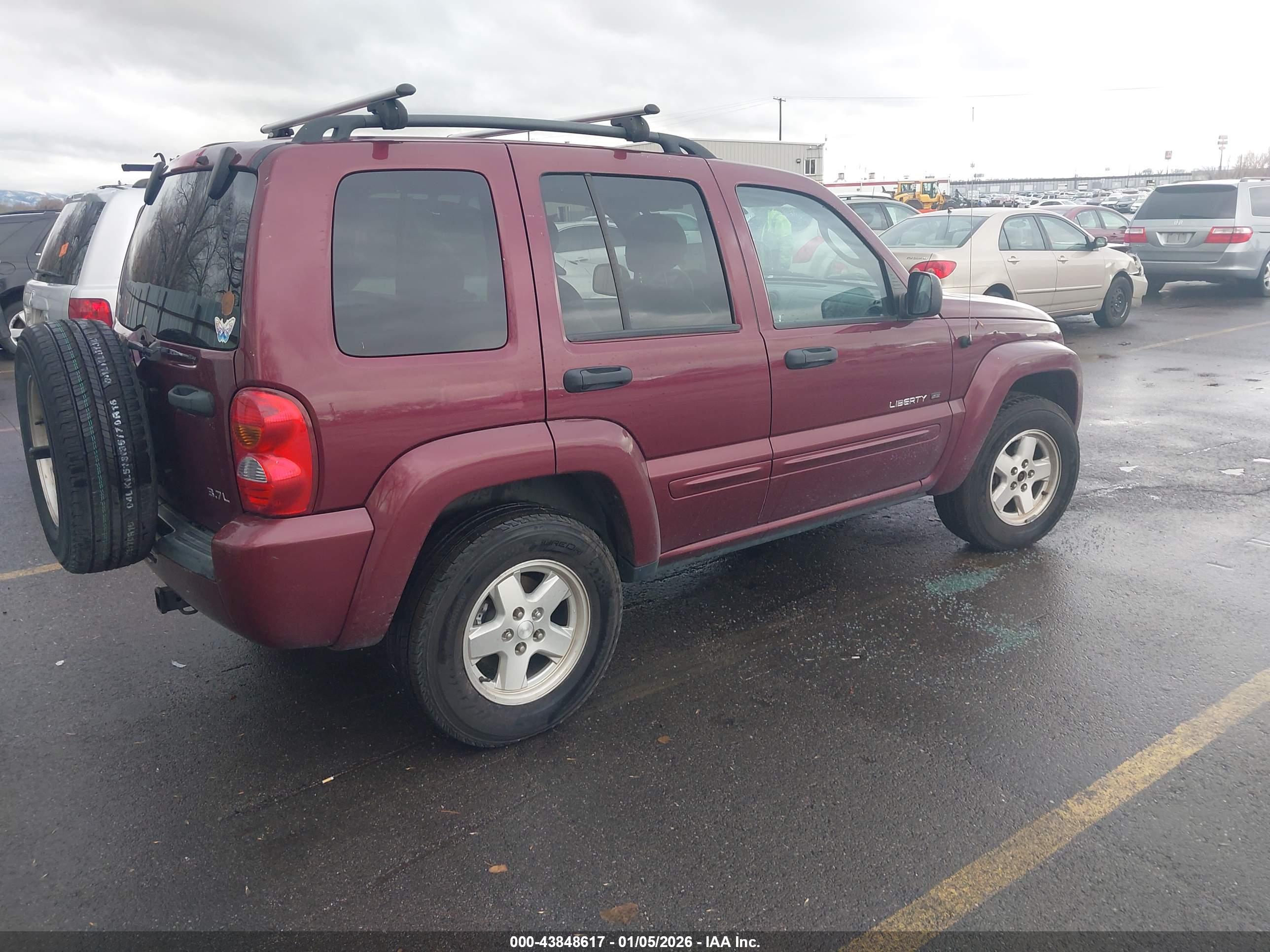 JEEP LIBERTY image 4