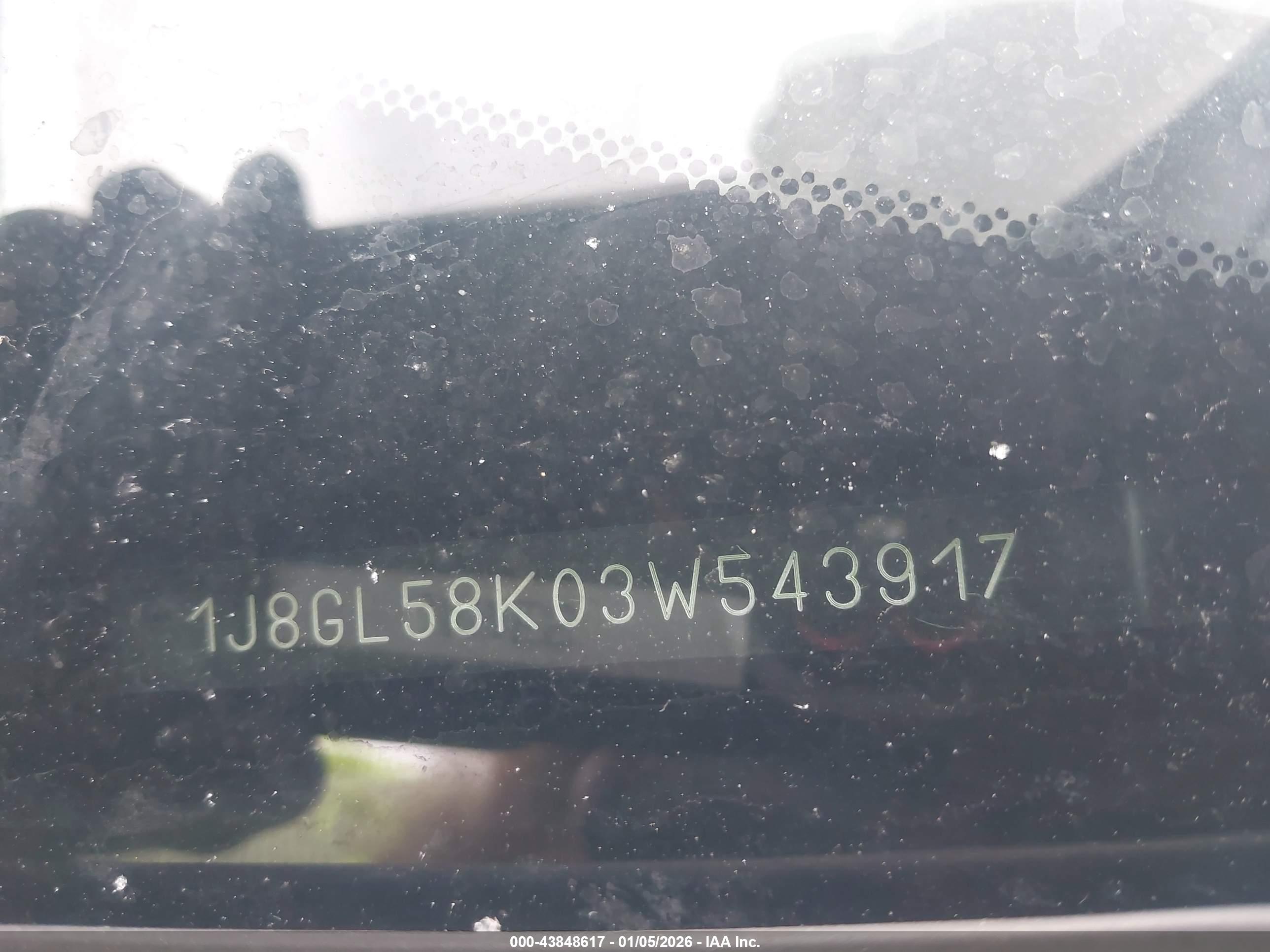 JEEP LIBERTY image 9