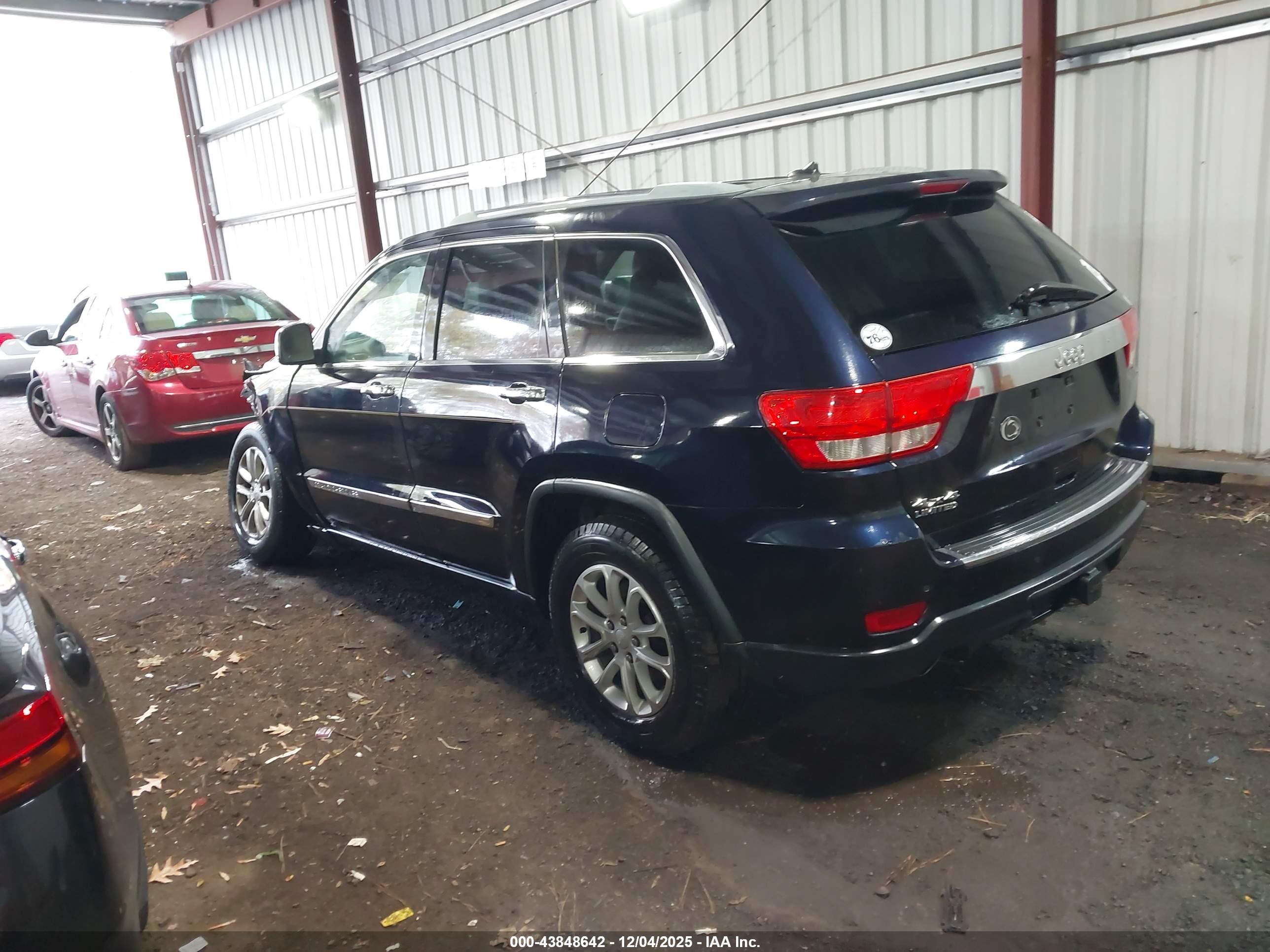 JEEP GRAND image 3