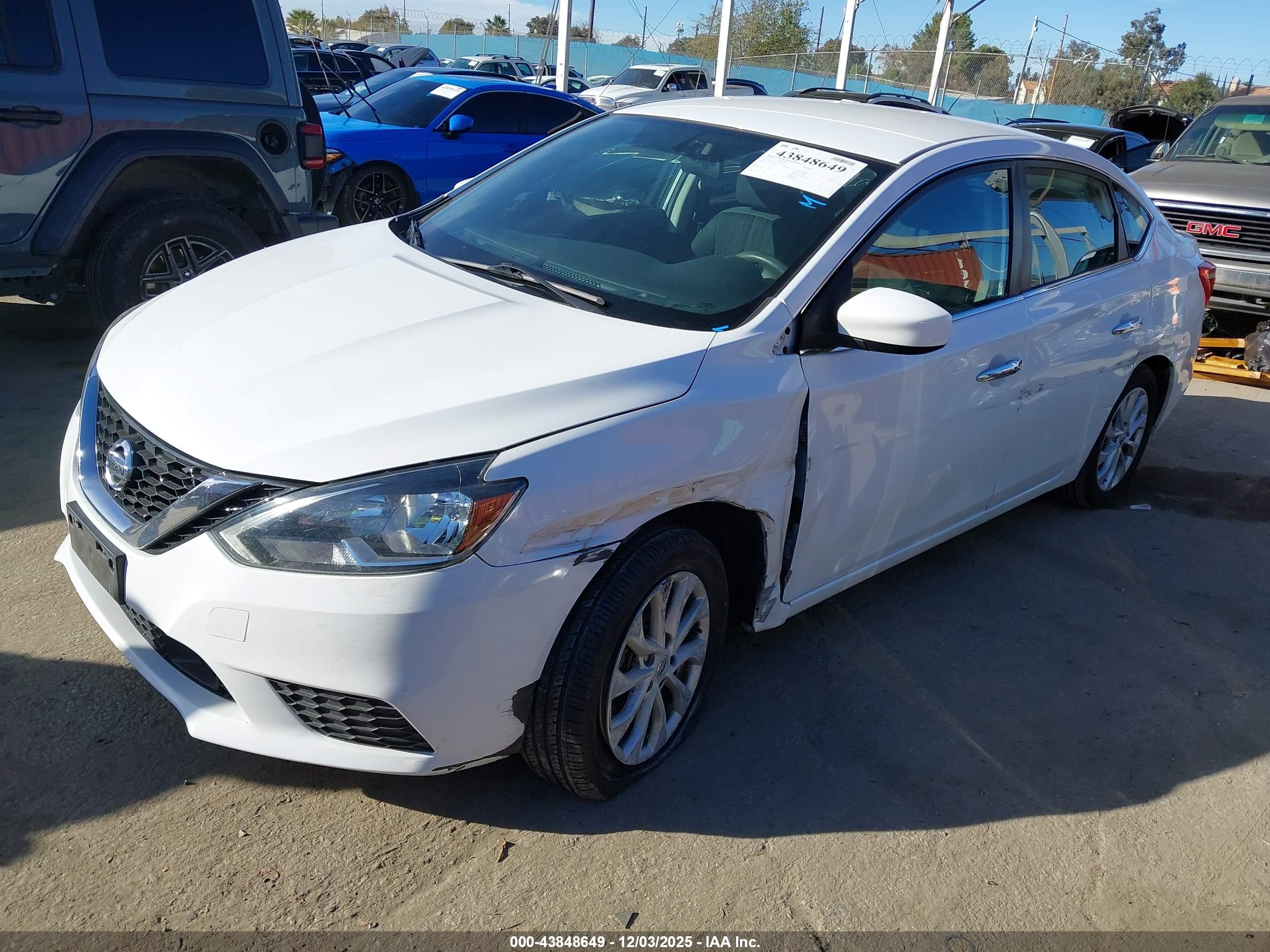 NISSAN SENTRA image 2