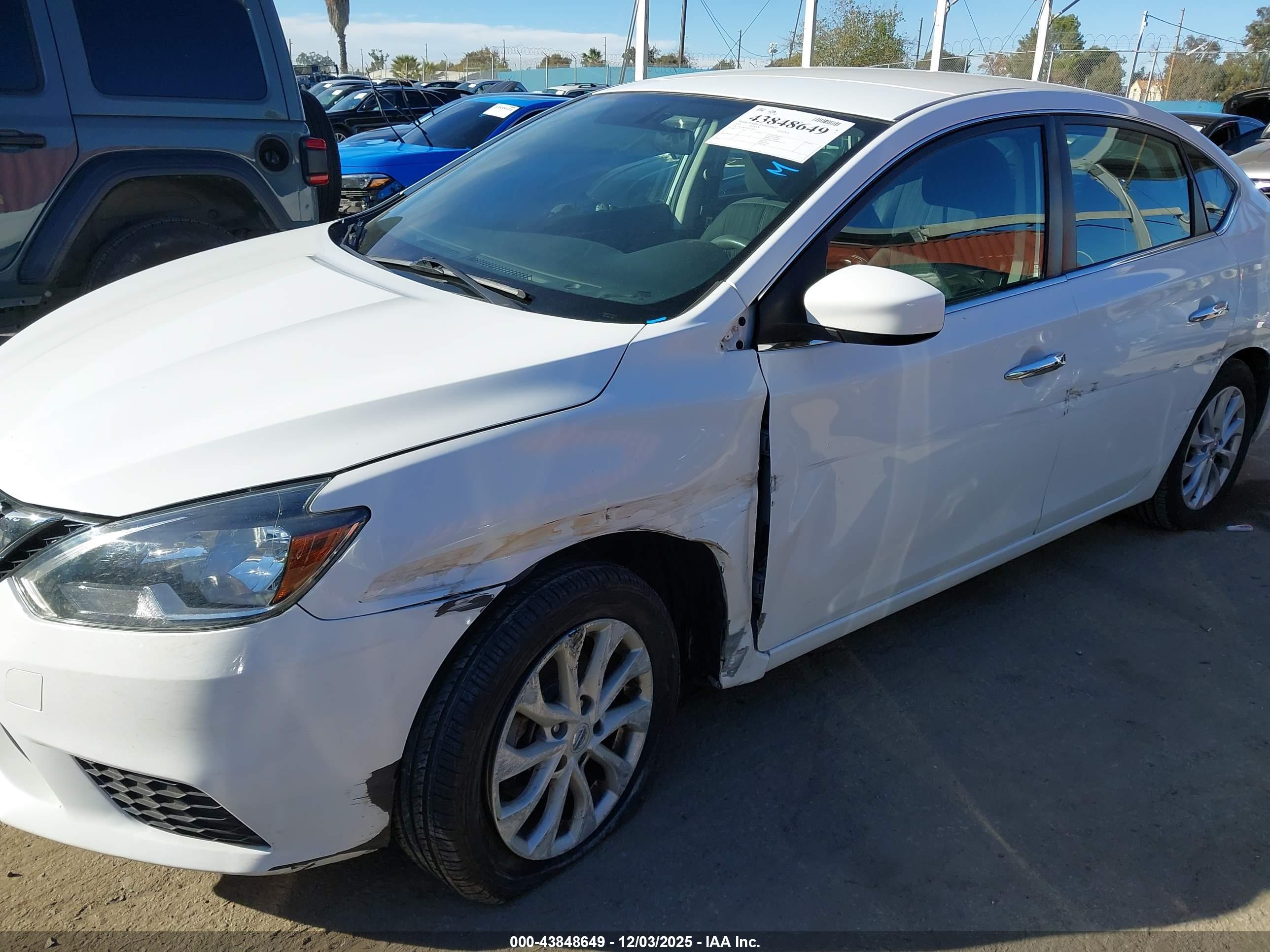 NISSAN SENTRA image 6