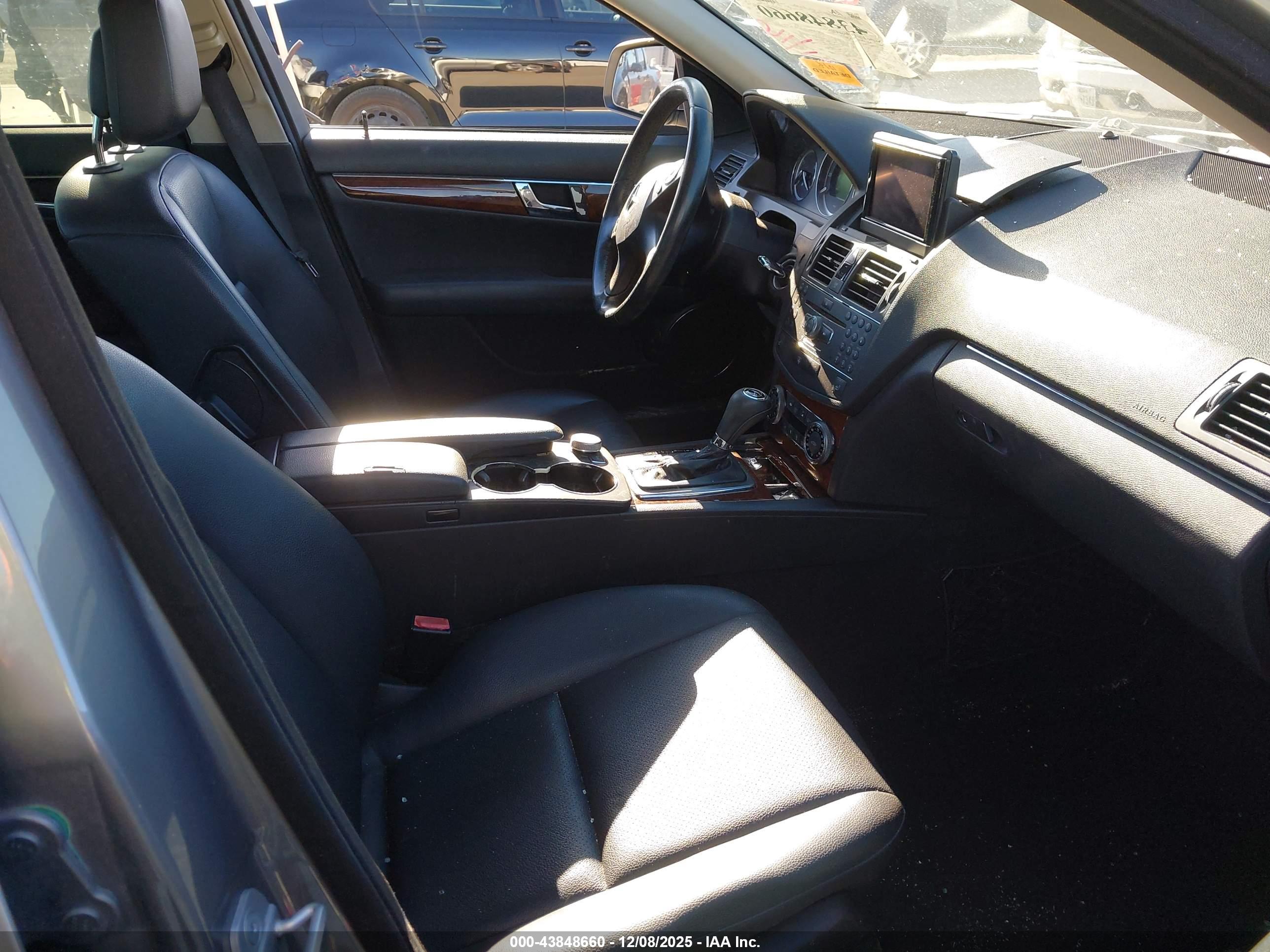 MERCEDES-BENZ C image 5