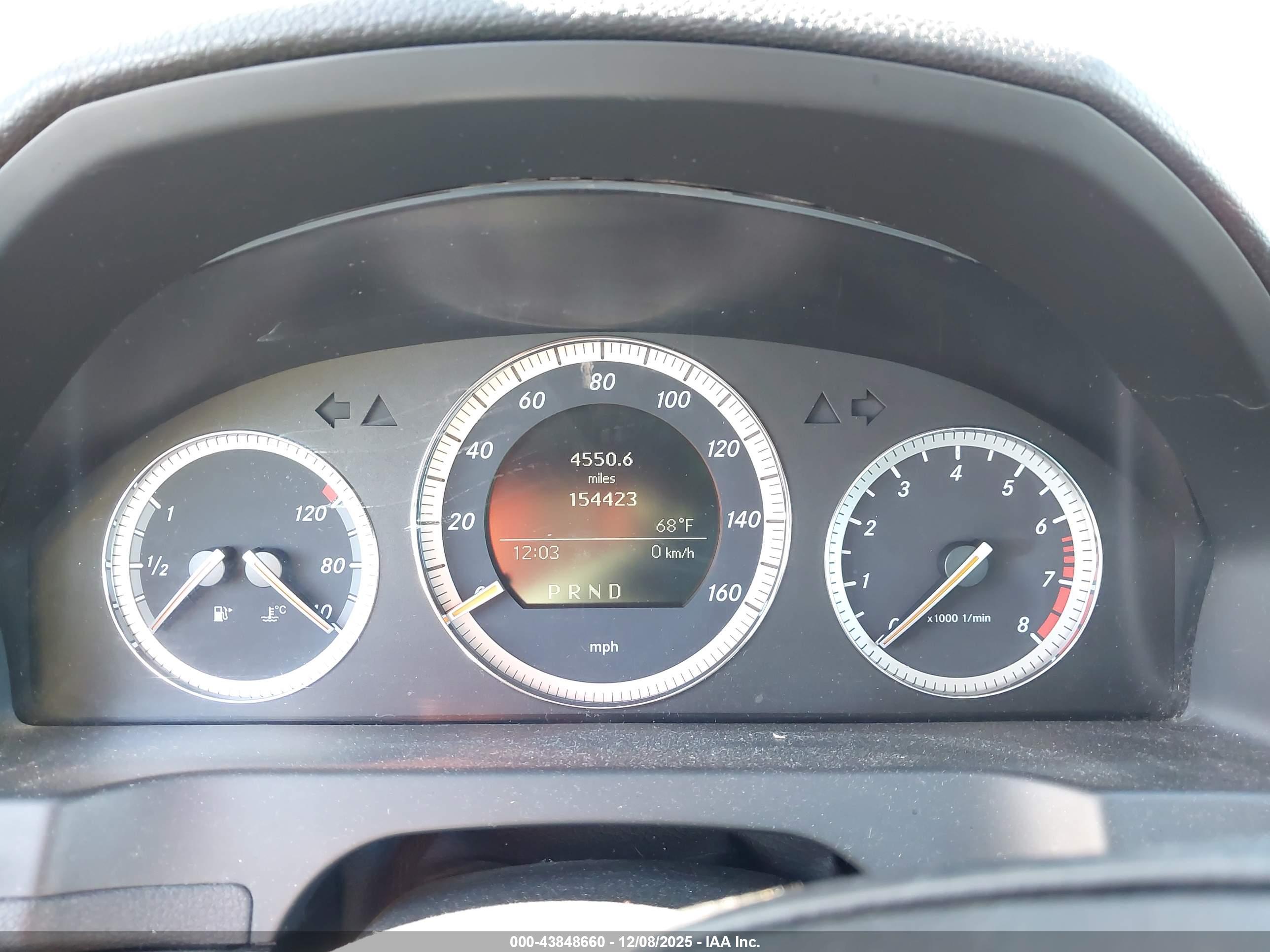 MERCEDES-BENZ C image 7
