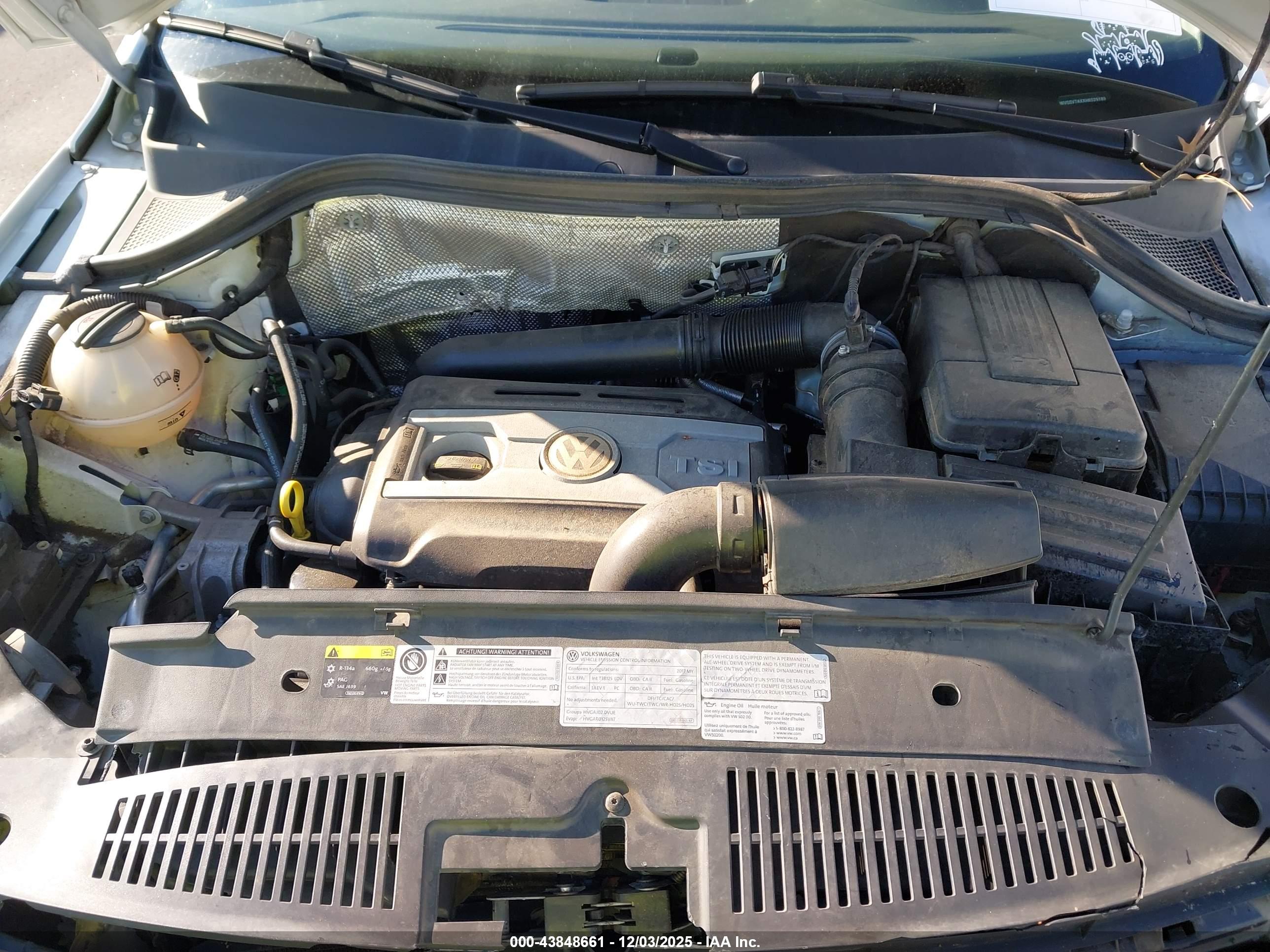 VOLKSWAGEN TIGUAN image 10