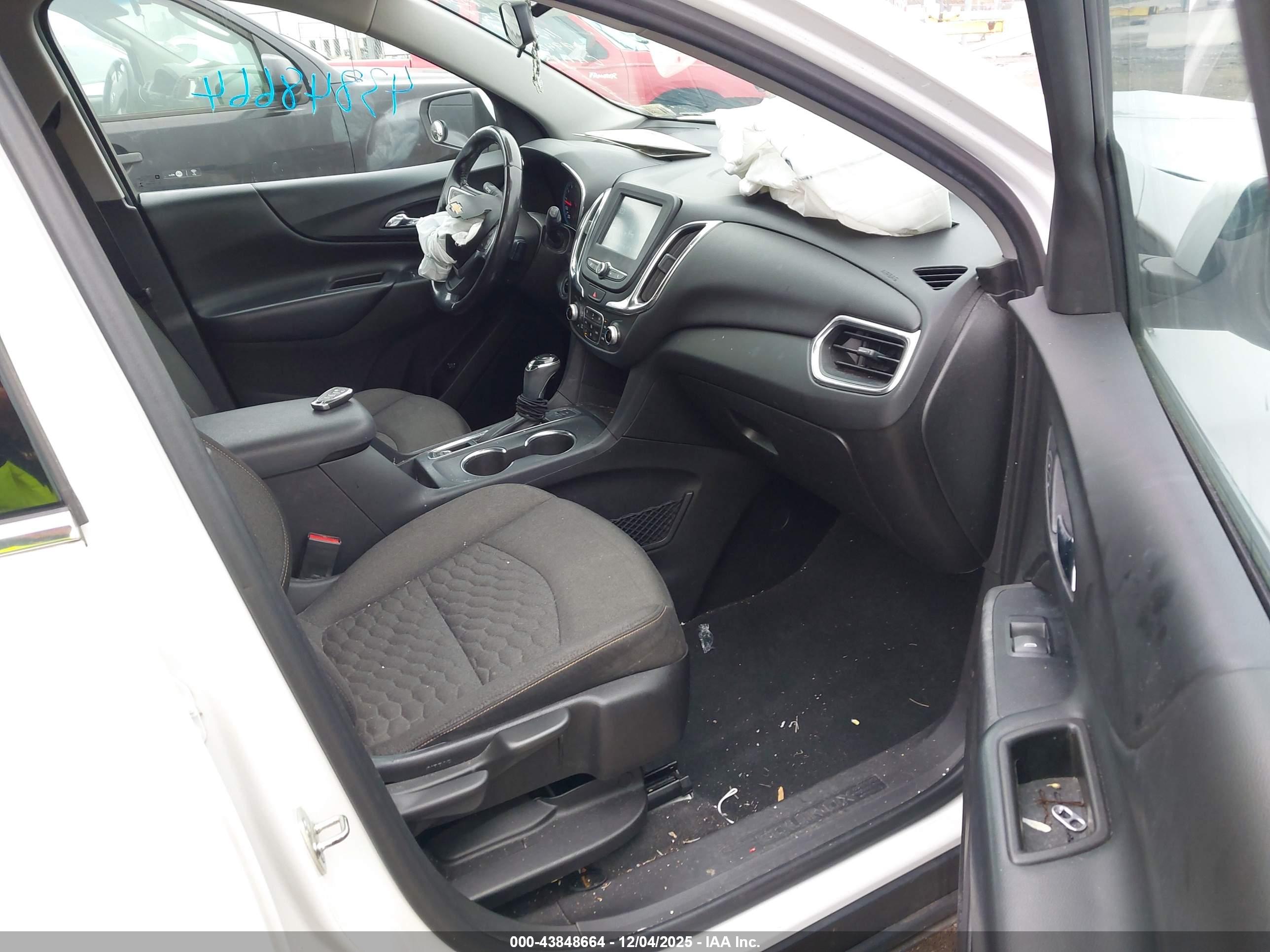 CHEVROLET EQUINOX image 5