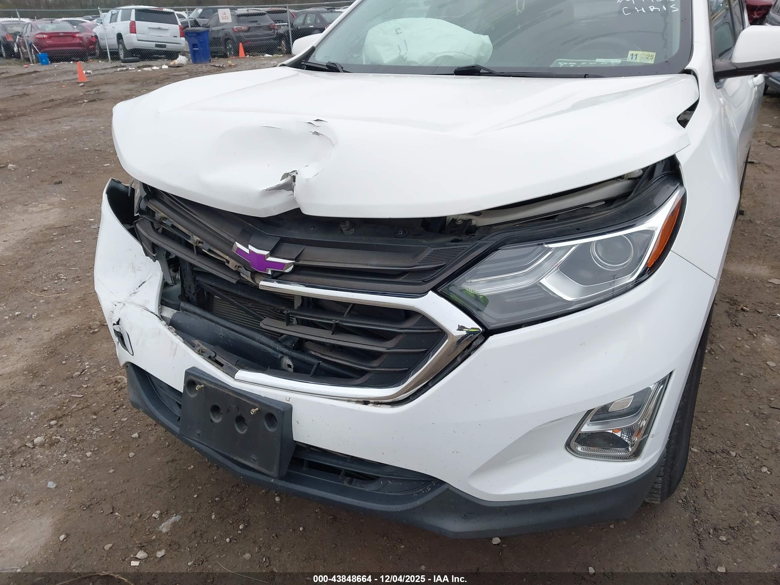 CHEVROLET EQUINOX image 6