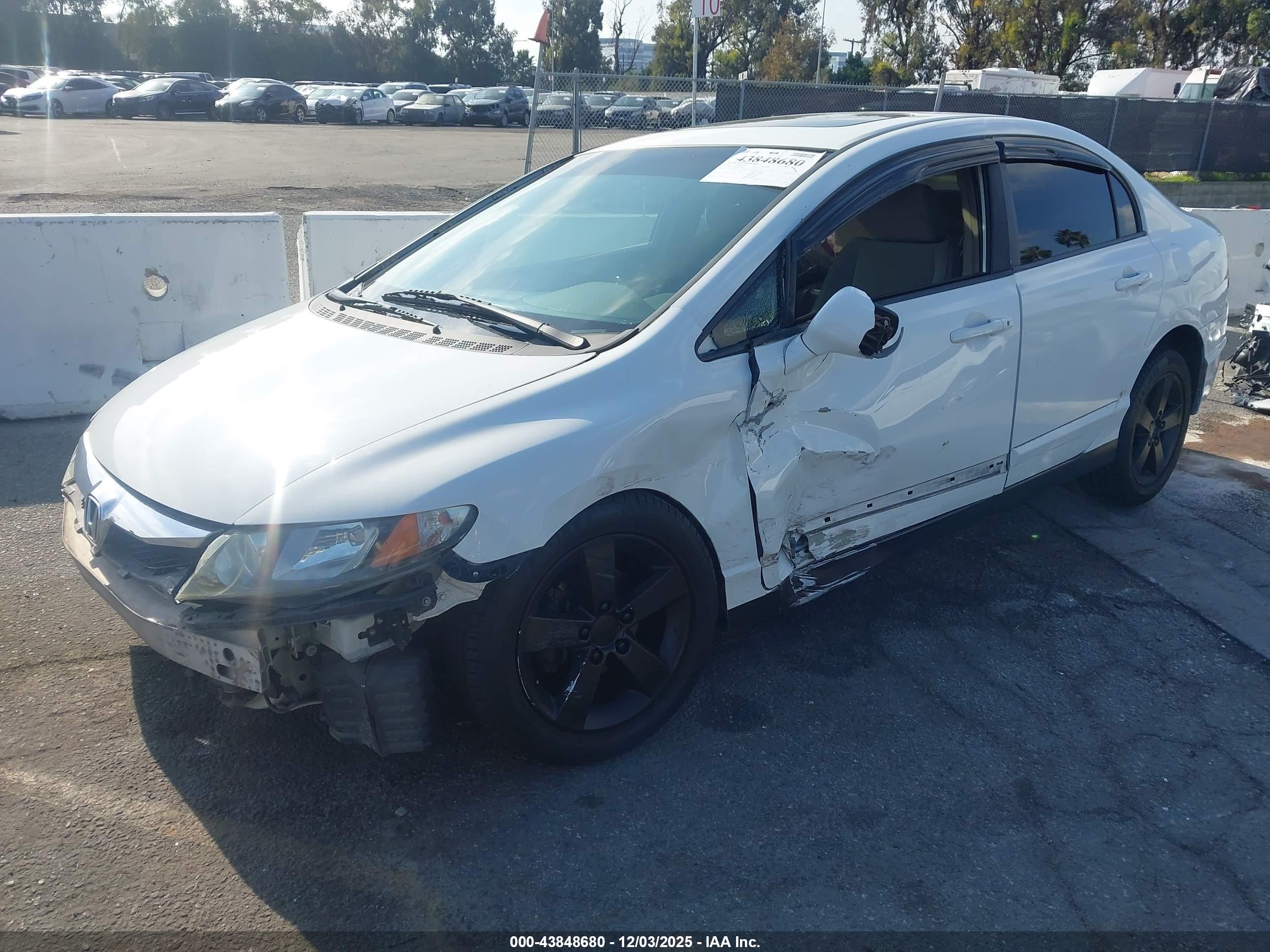 HONDA CIVIC image 2