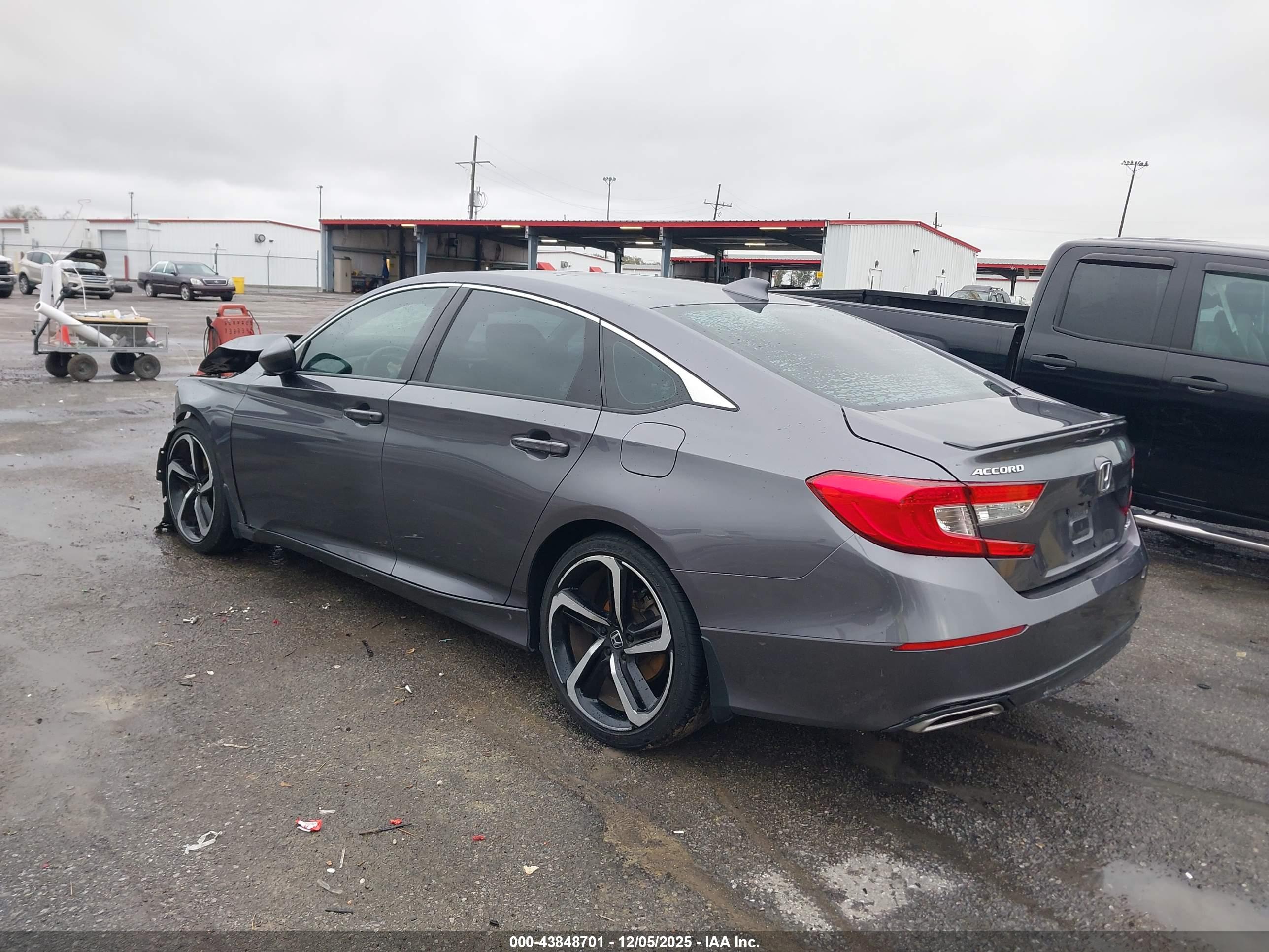 HONDA ACCORD image 3
