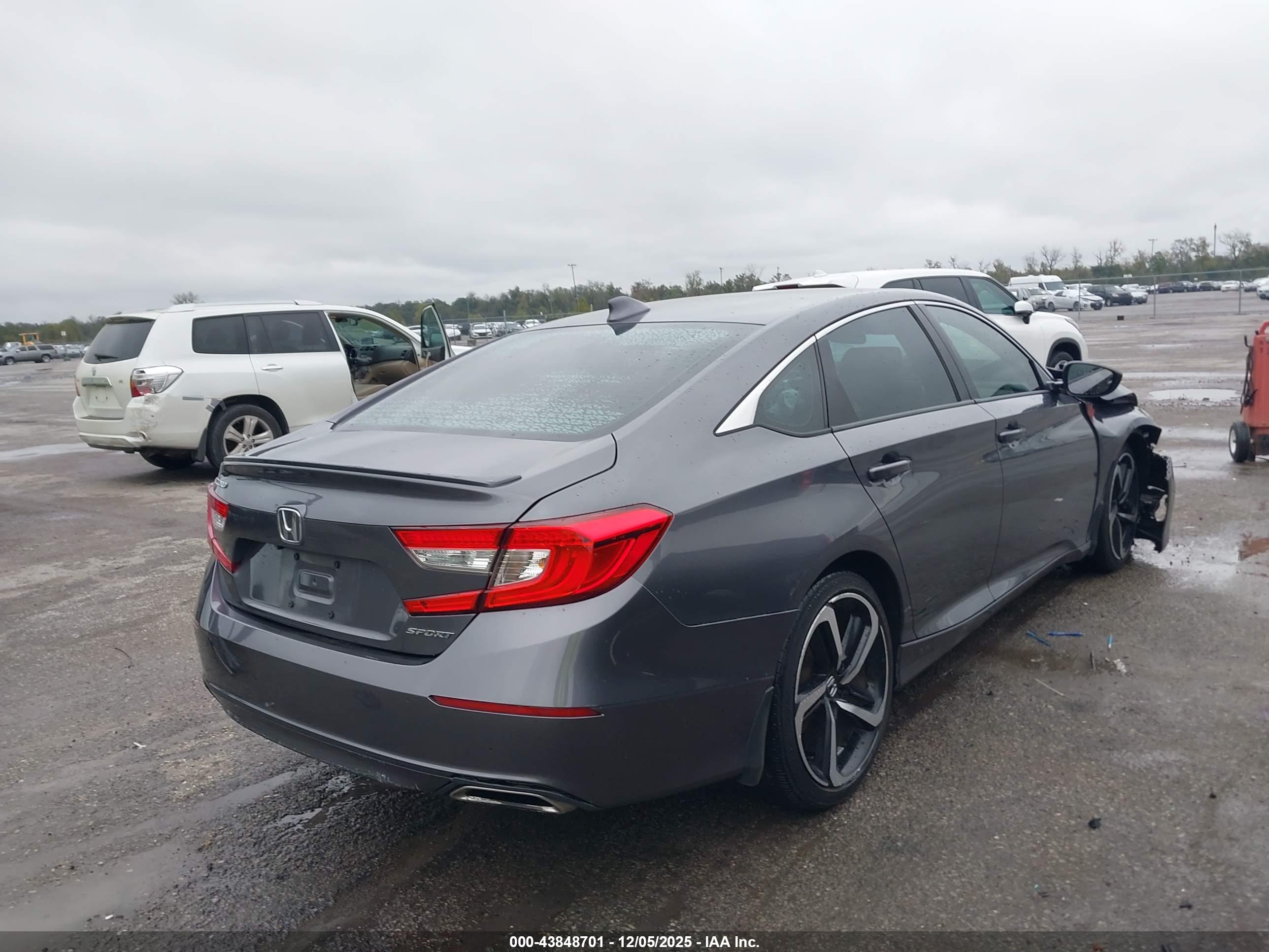 HONDA ACCORD image 4