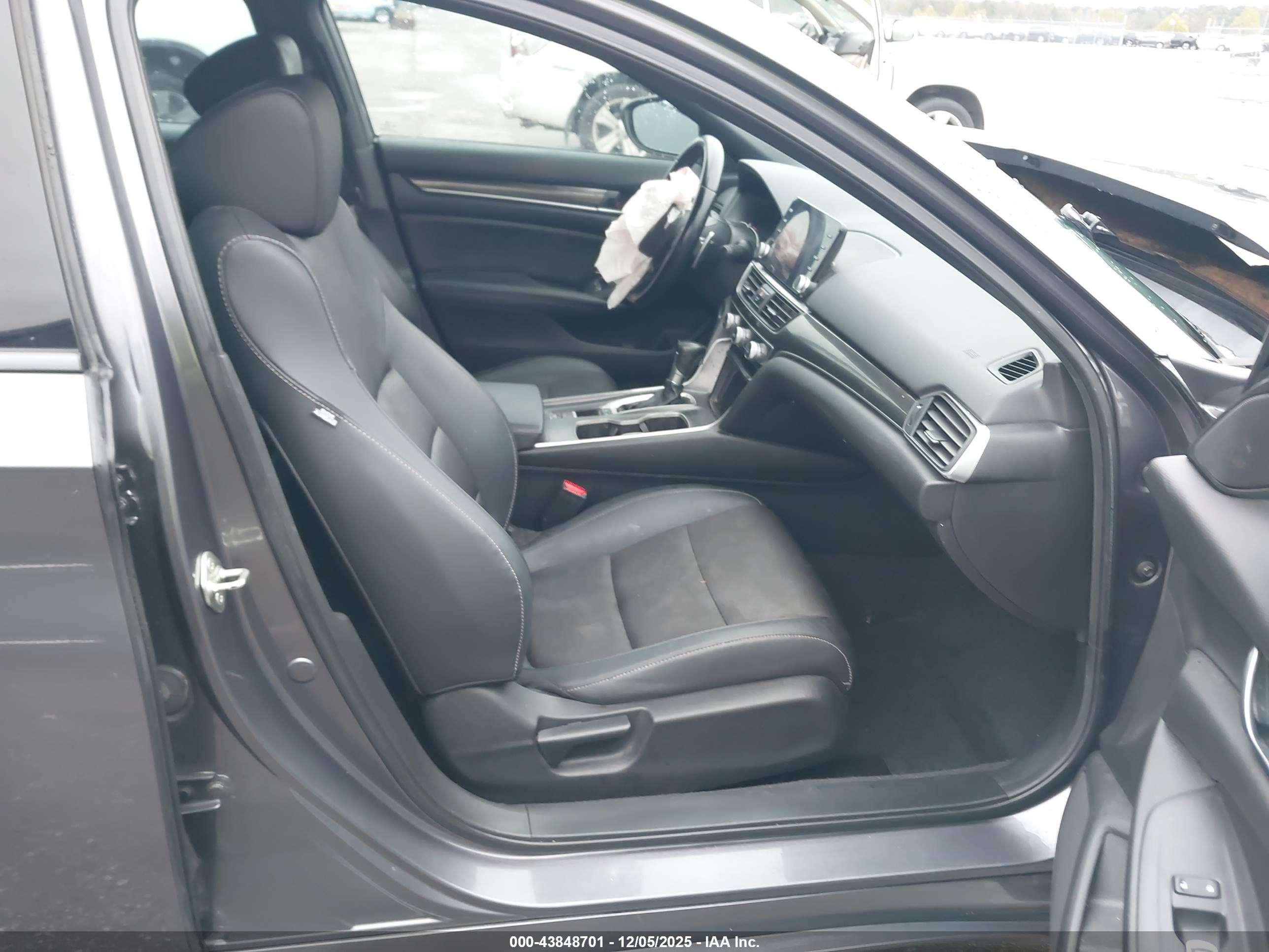 HONDA ACCORD image 5