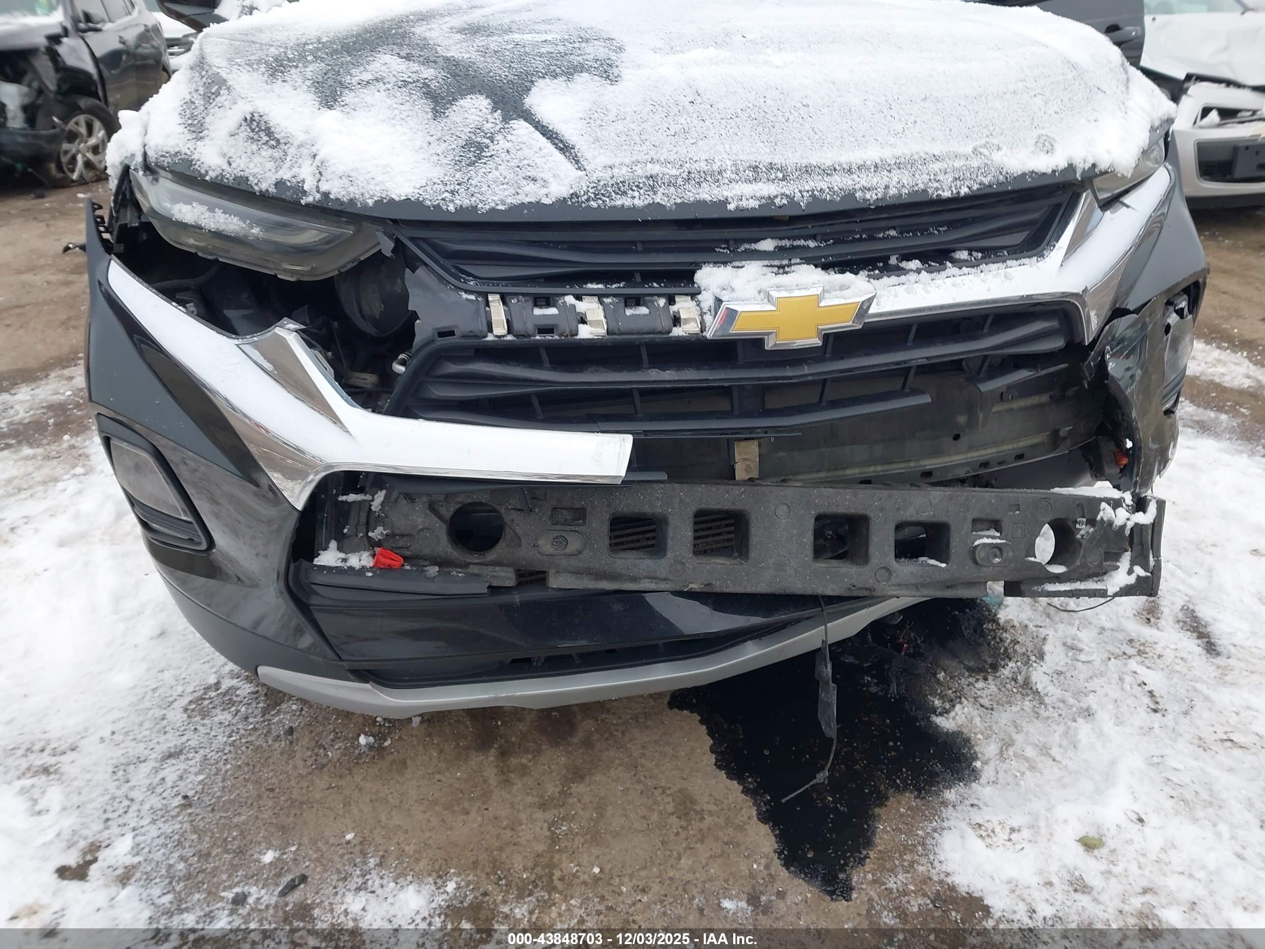 CHEVROLET BLAZER image 6
