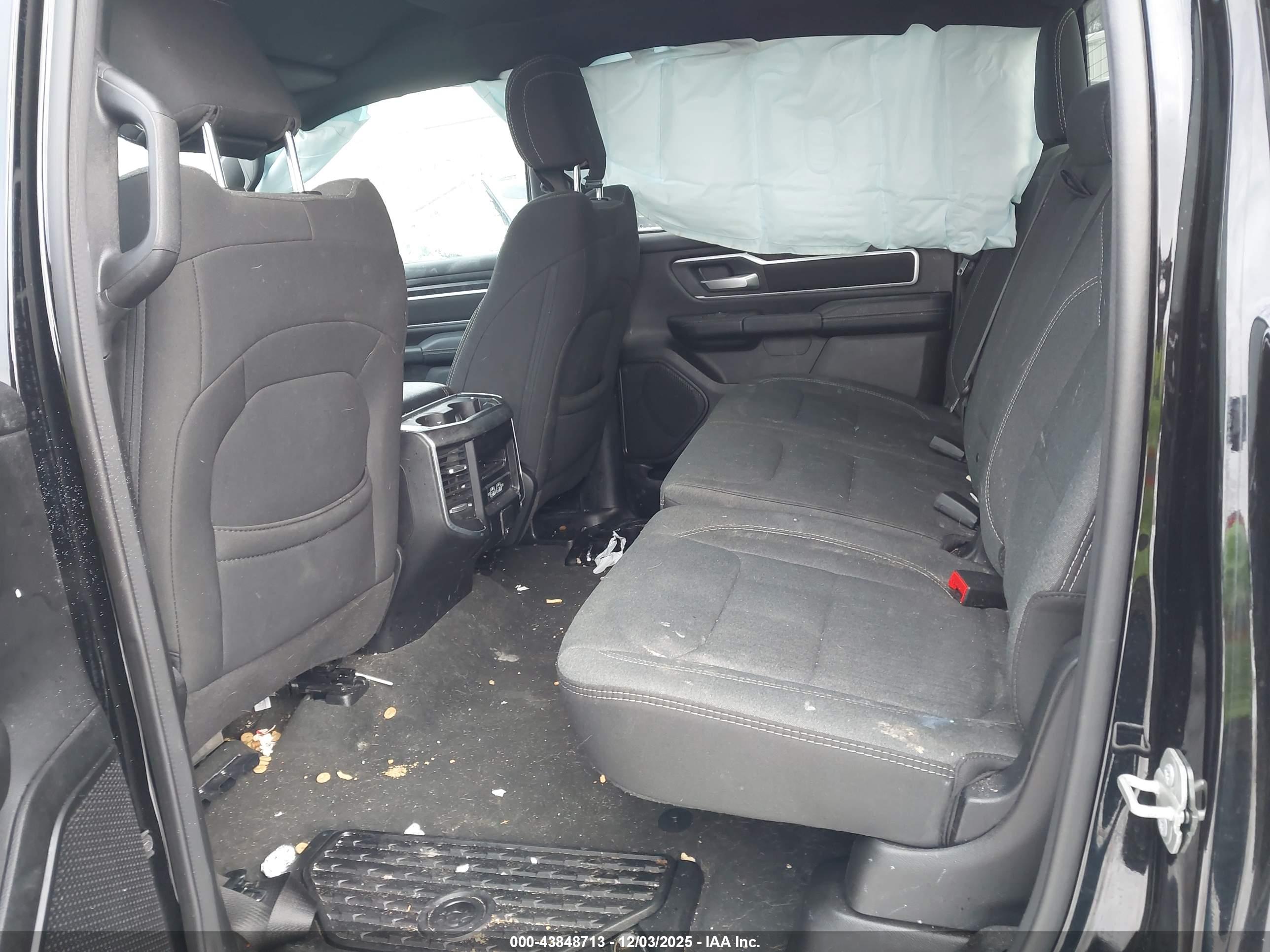 RAM 1500 image 8