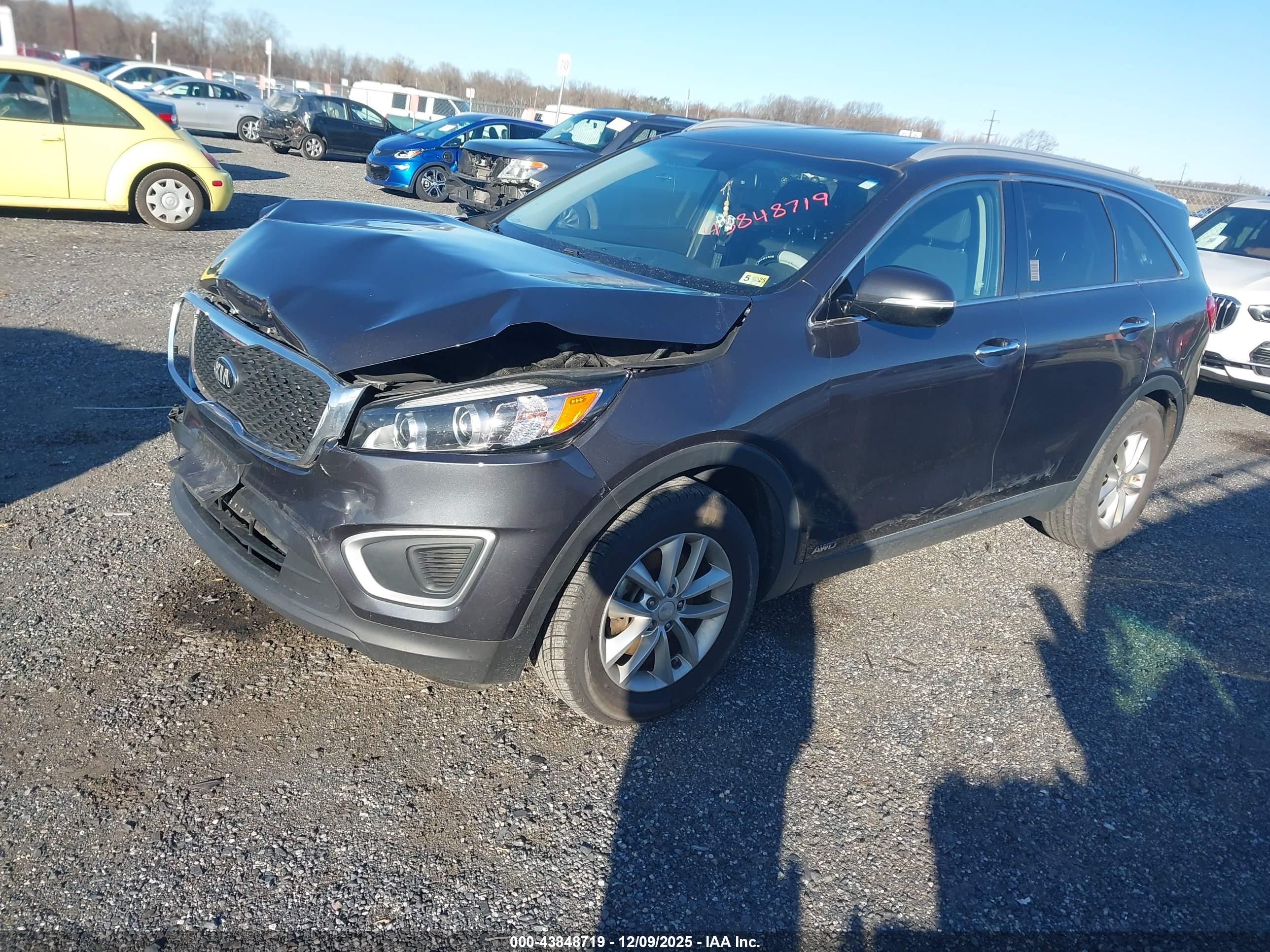 KIA SORENTO image 2