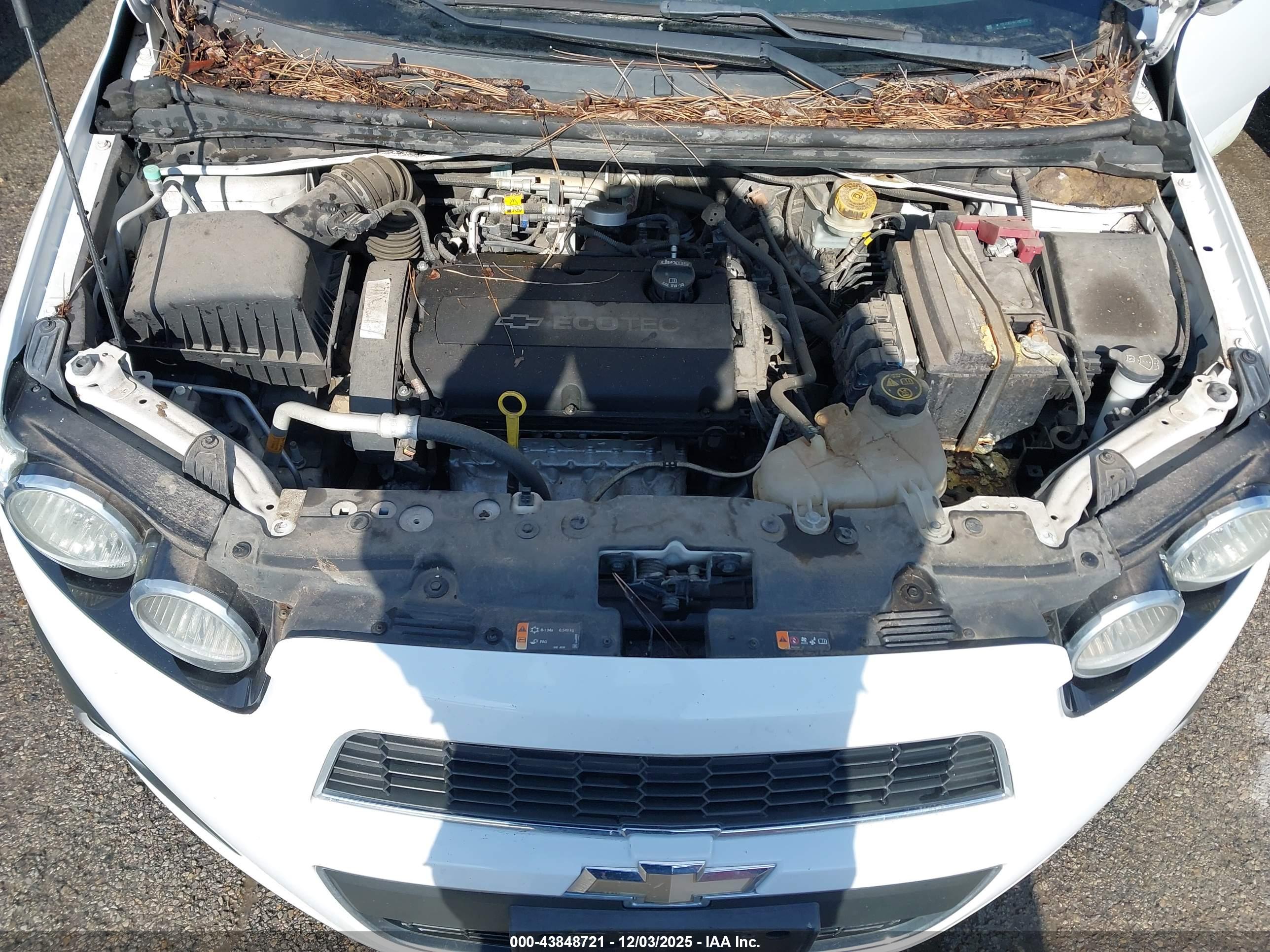 CHEVROLET SONIC image 10