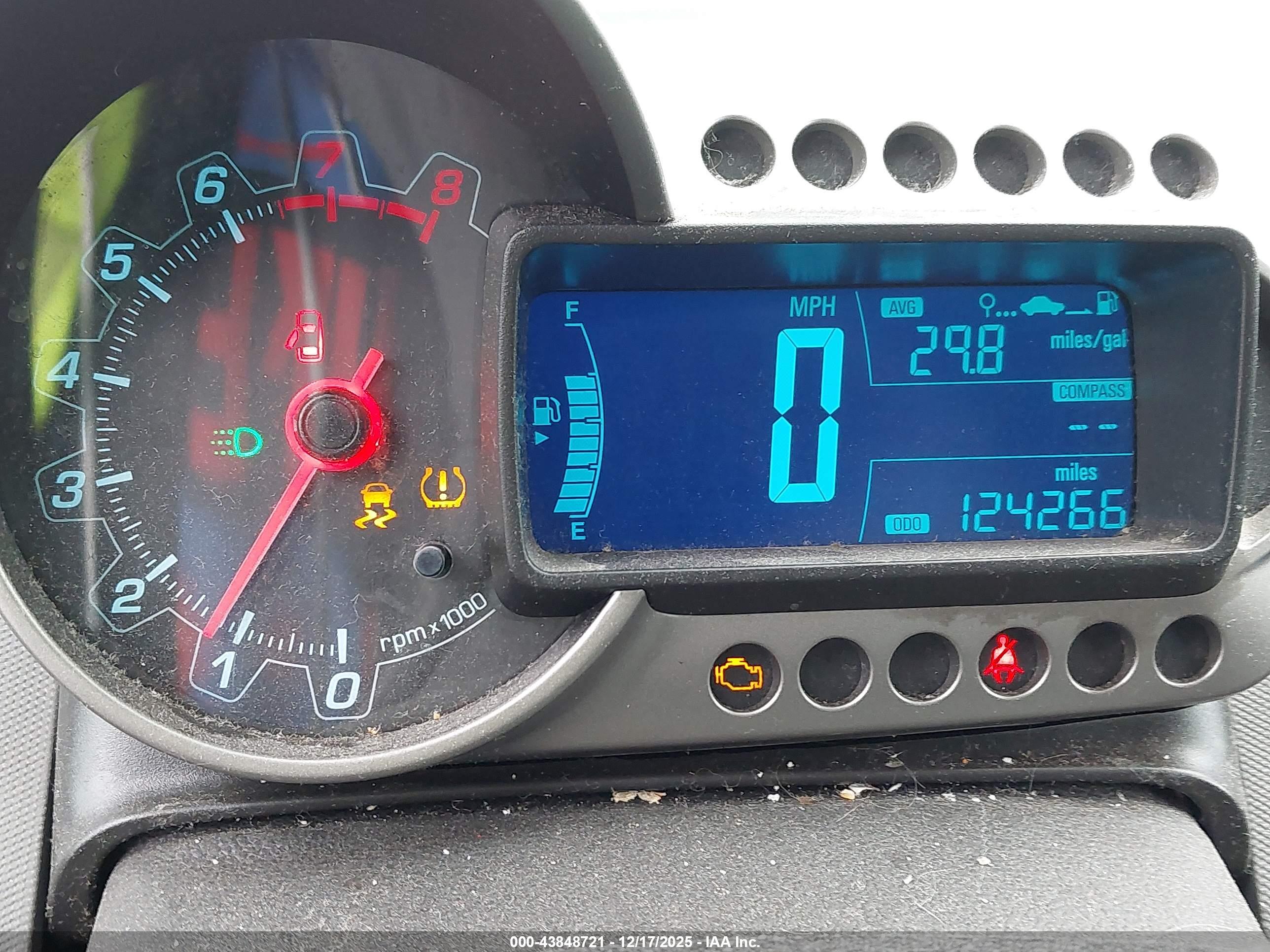 CHEVROLET SONIC image 7
