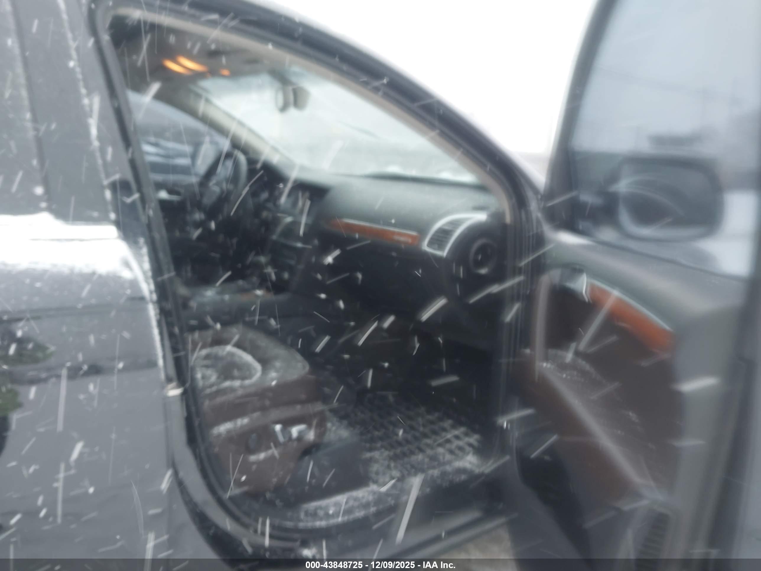 AUDI Q7 image 5