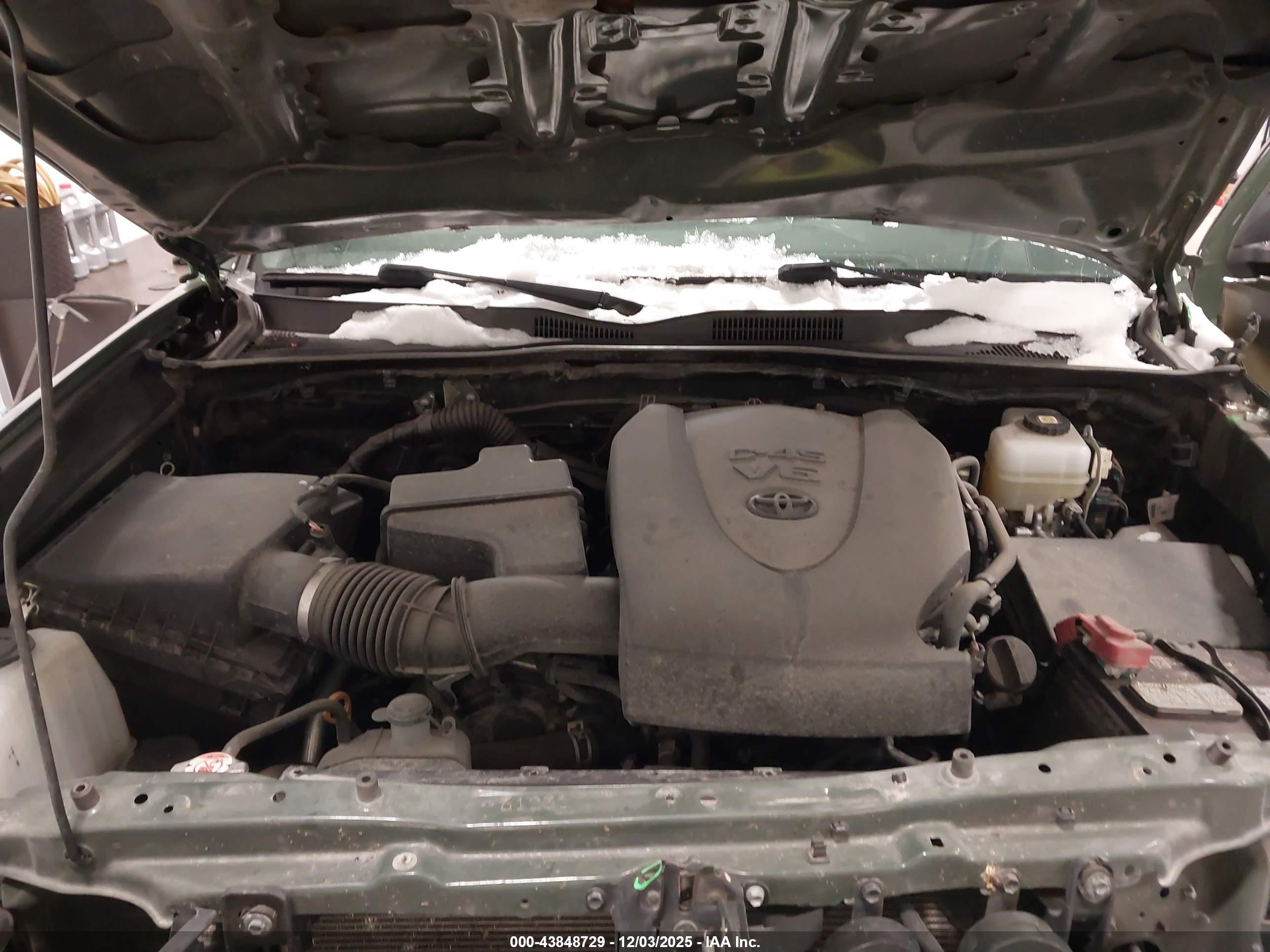 TOYOTA TACOMA image 10