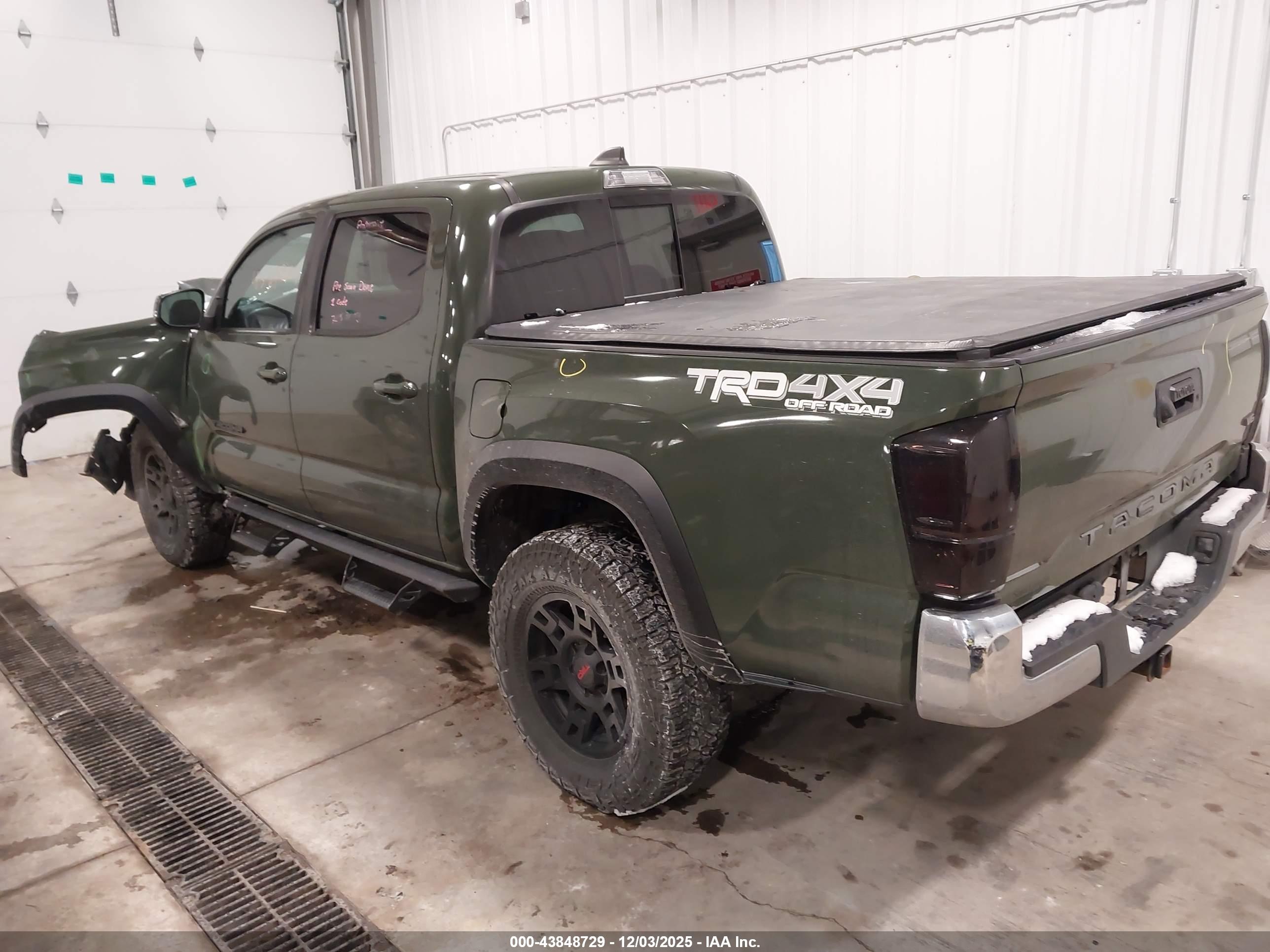 TOYOTA TACOMA image 3