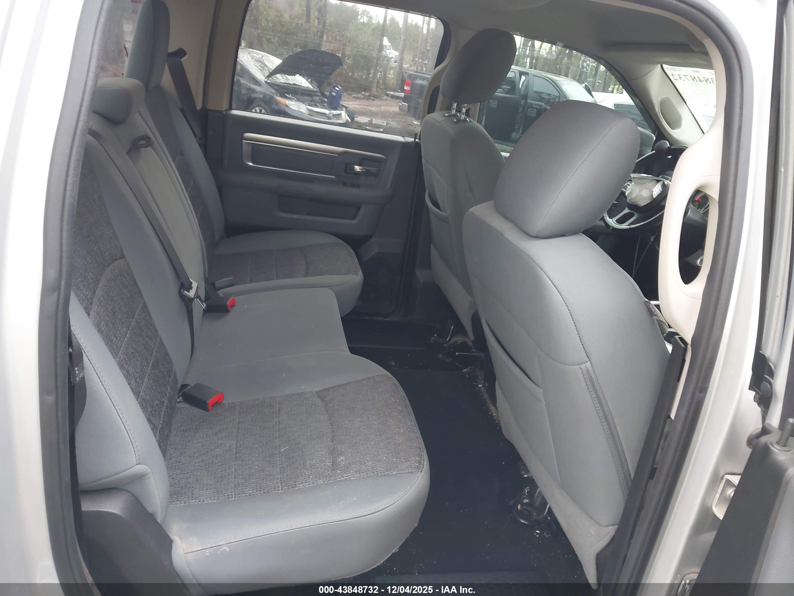 RAM 1500 image 8