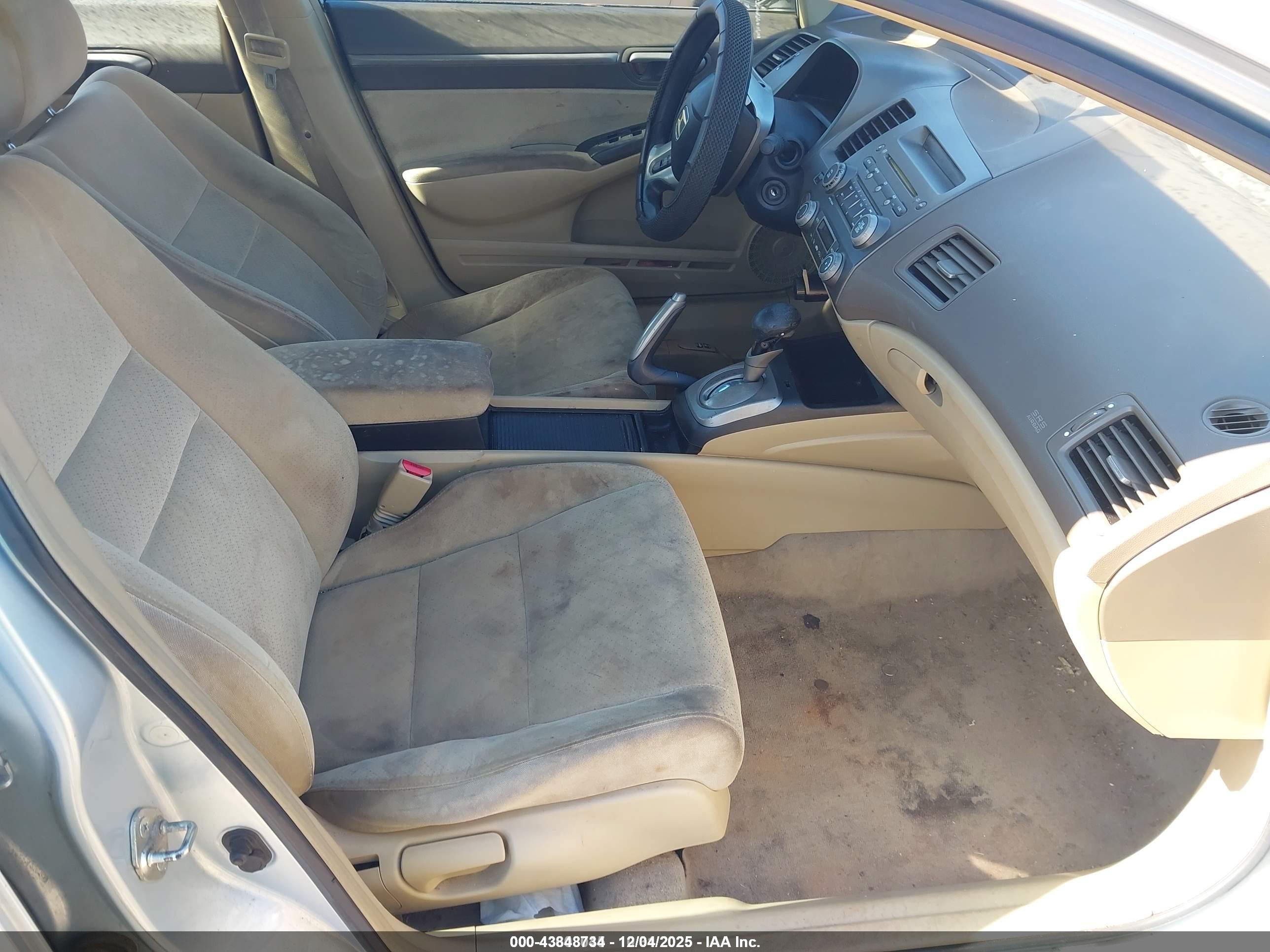 HONDA CIVIC image 5