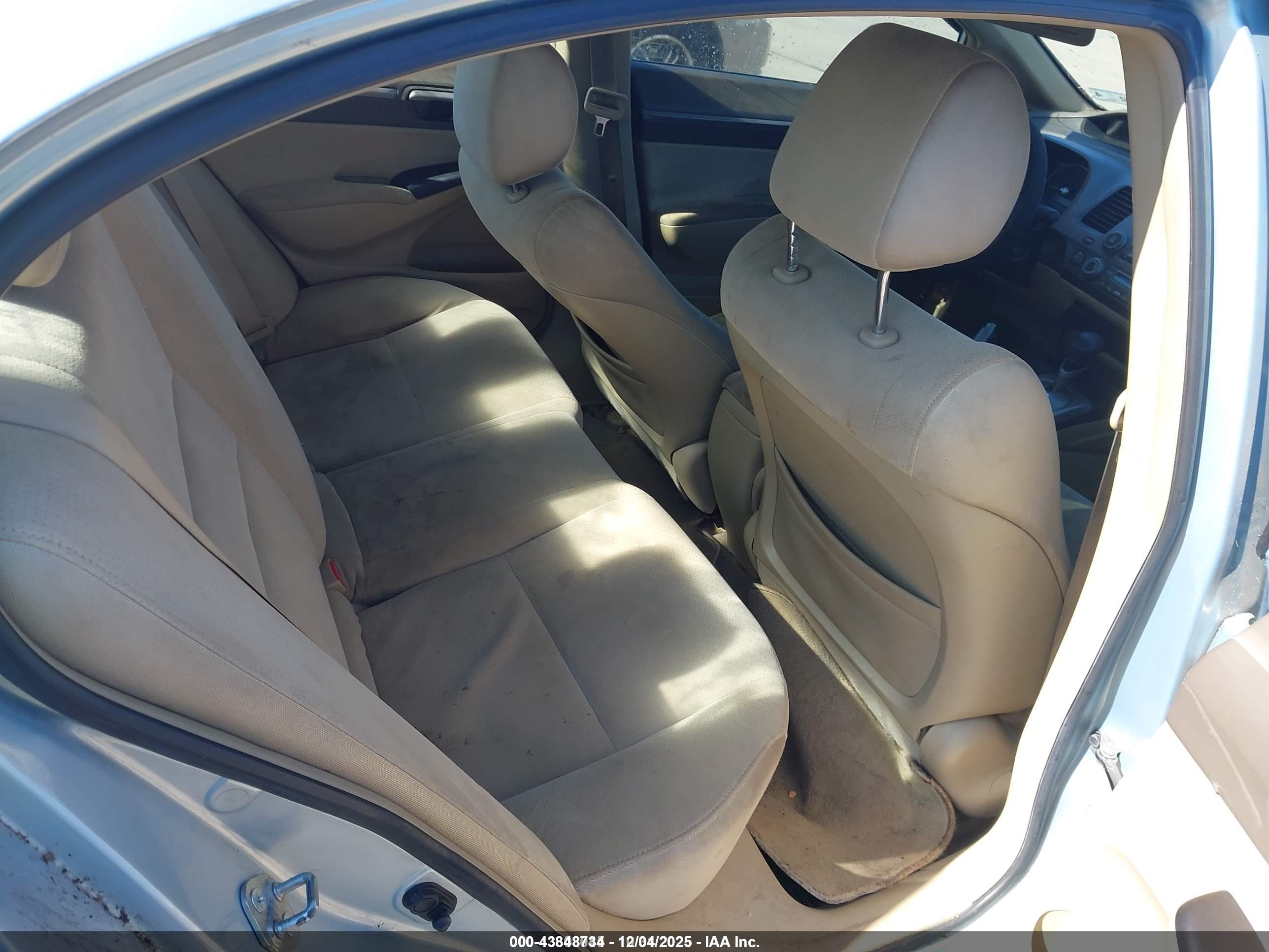HONDA CIVIC image 8