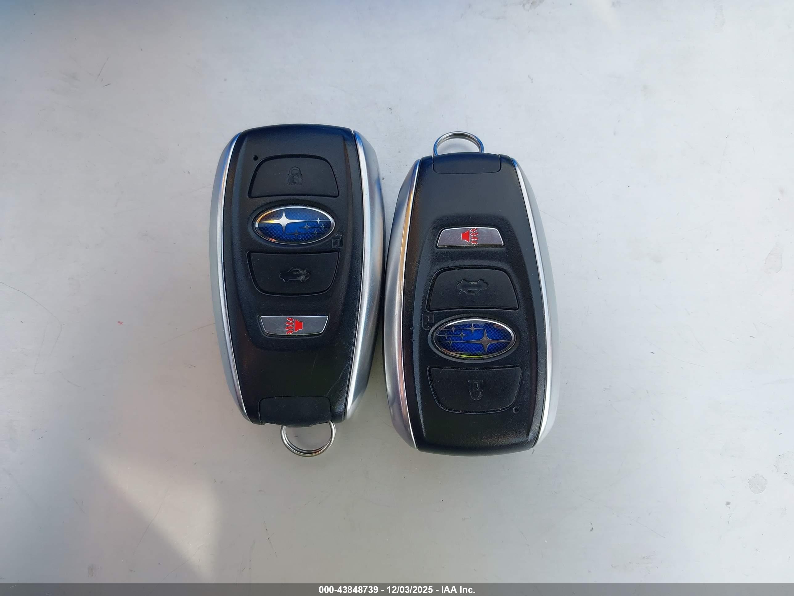 SUBARU OUTBACK image 11