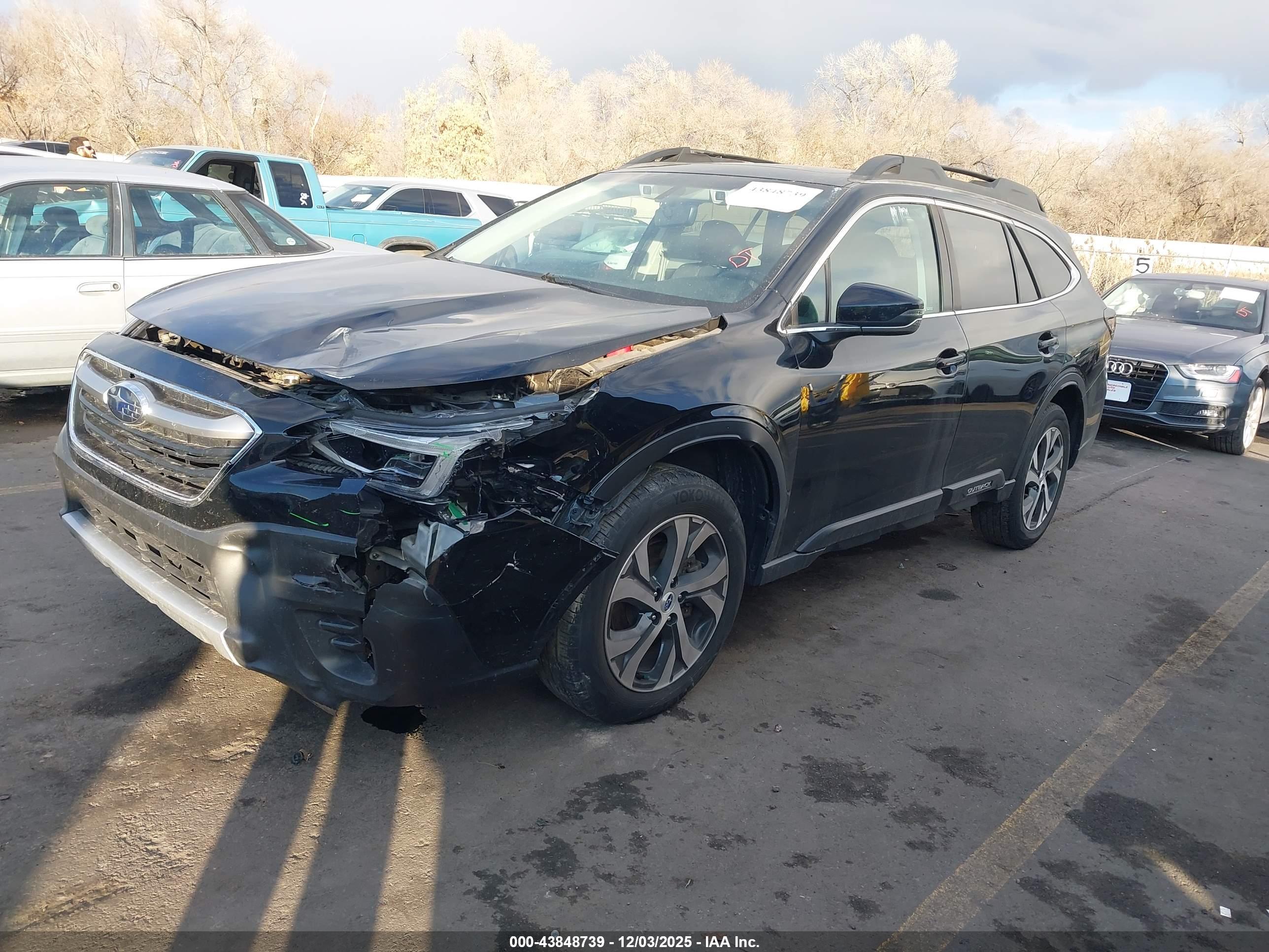 SUBARU OUTBACK image 2