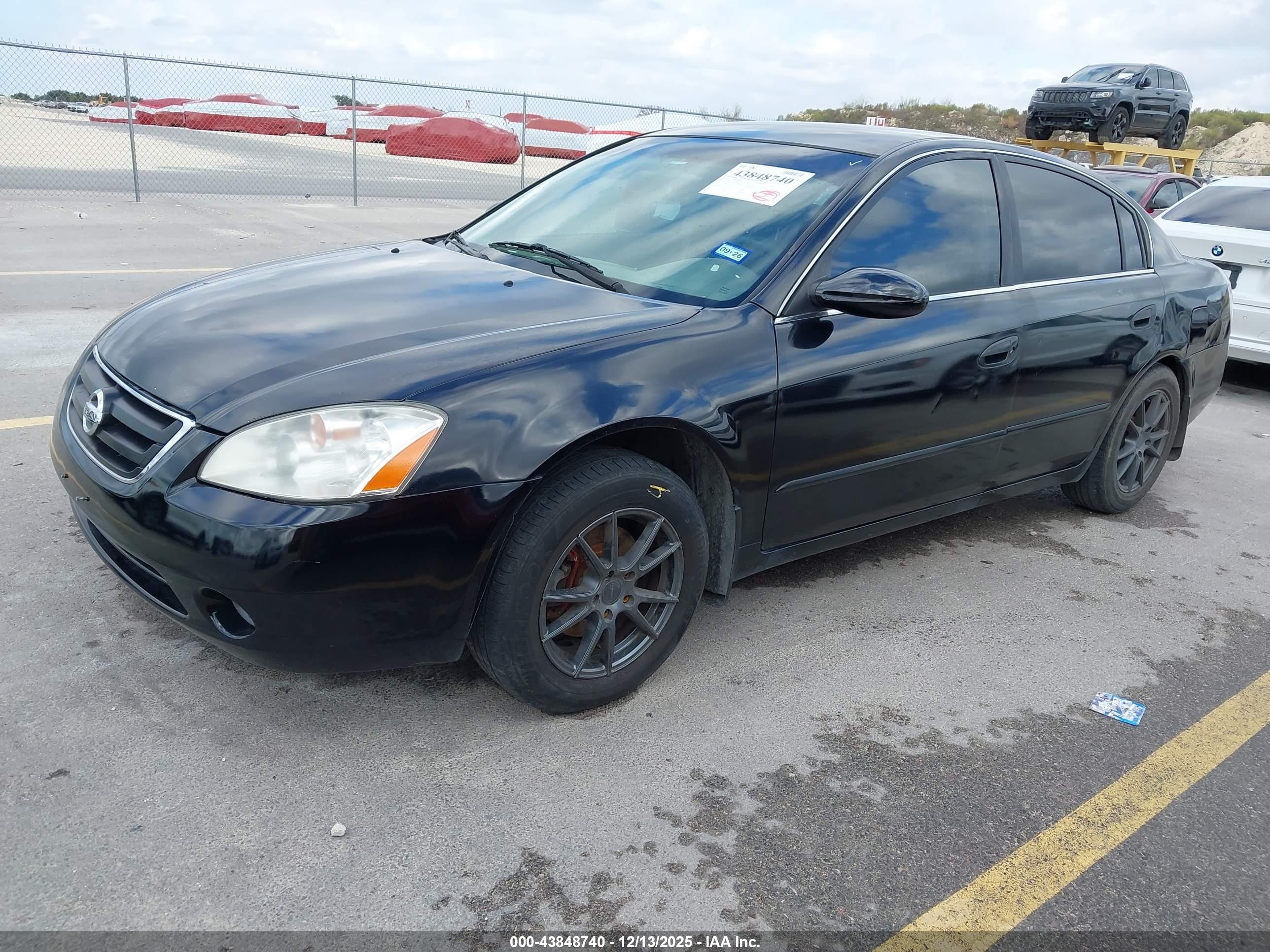 NISSAN ALTIMA image 2