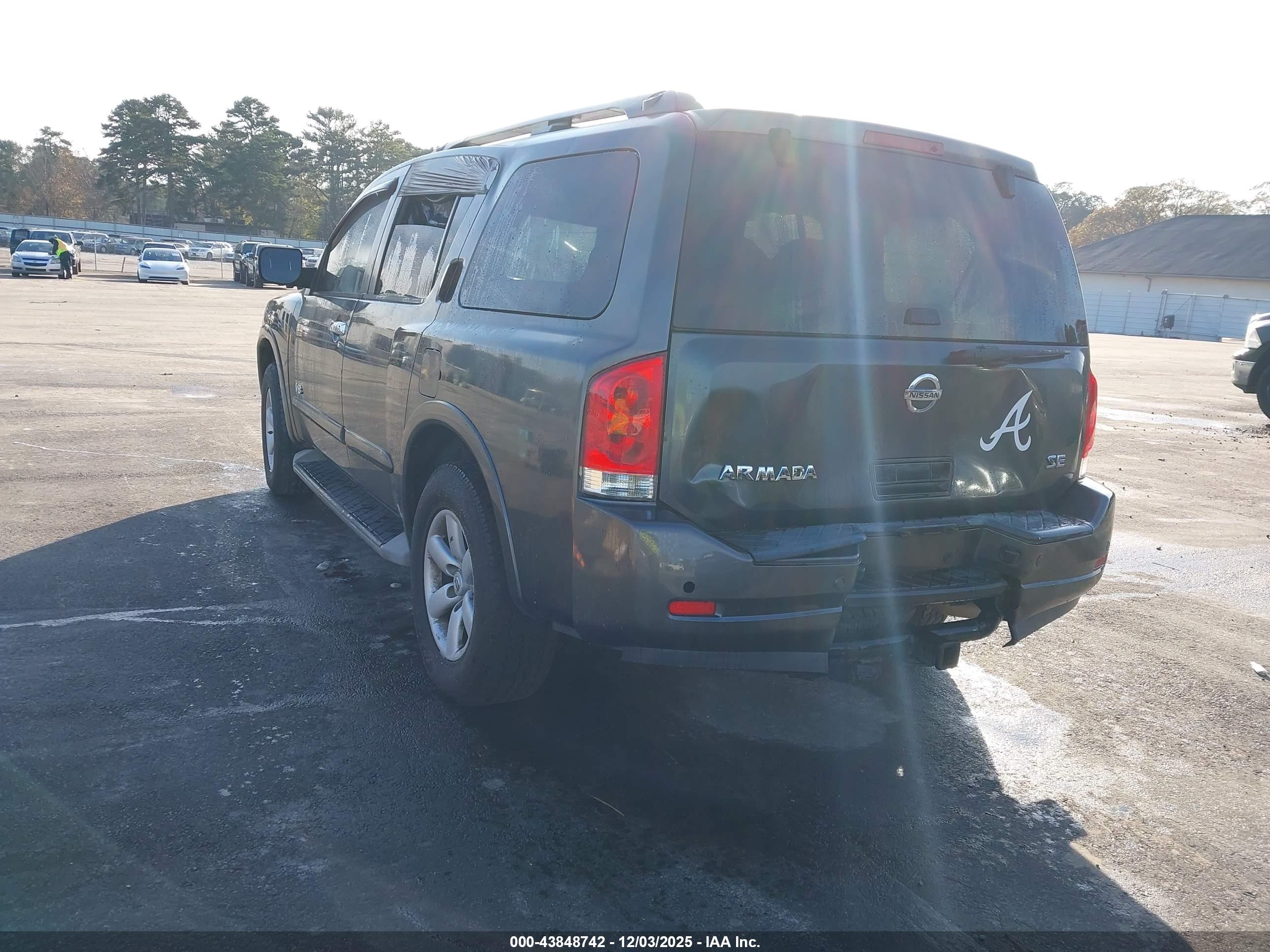NISSAN ARMADA image 3