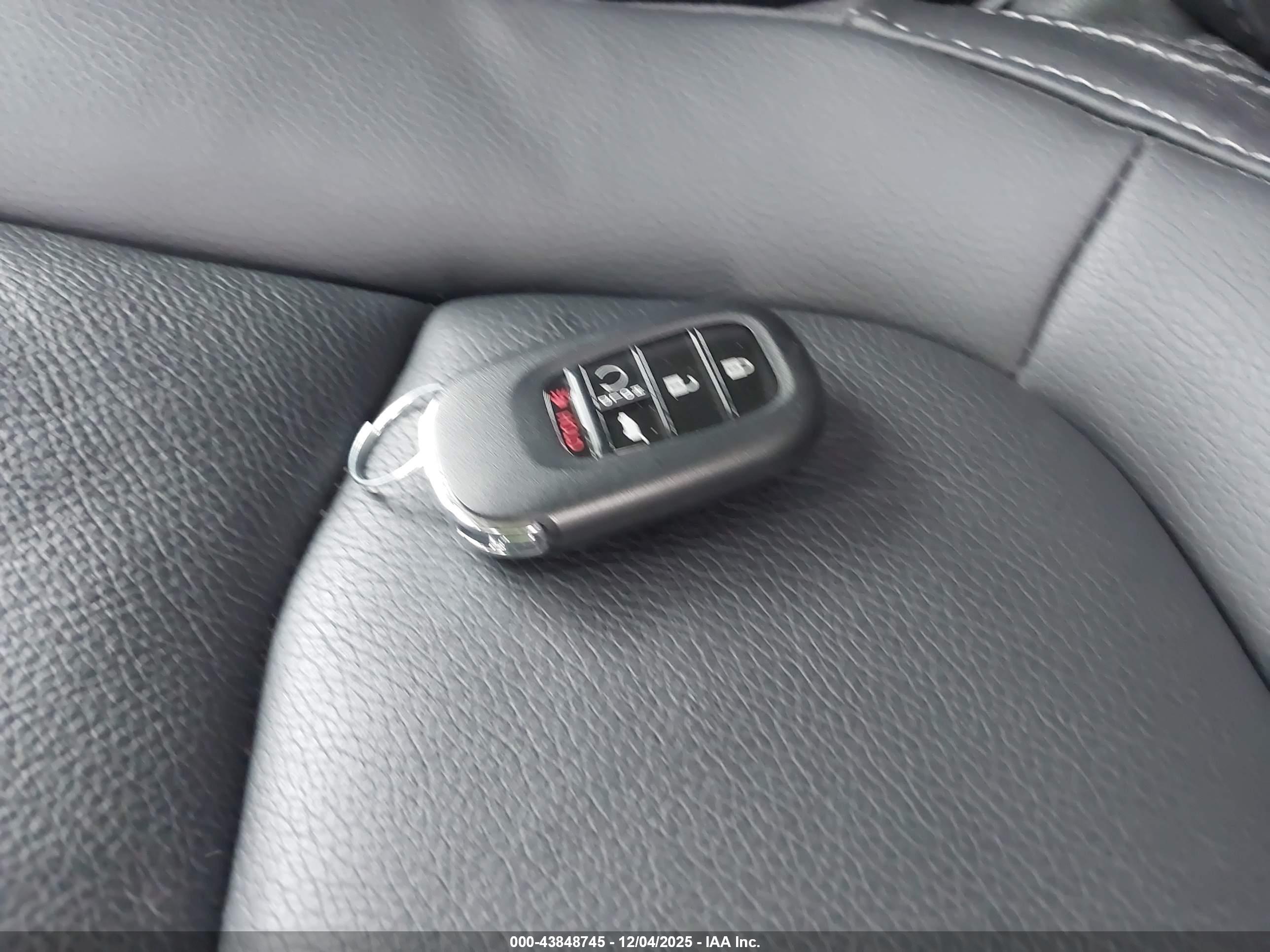 HONDA PILOT image 11