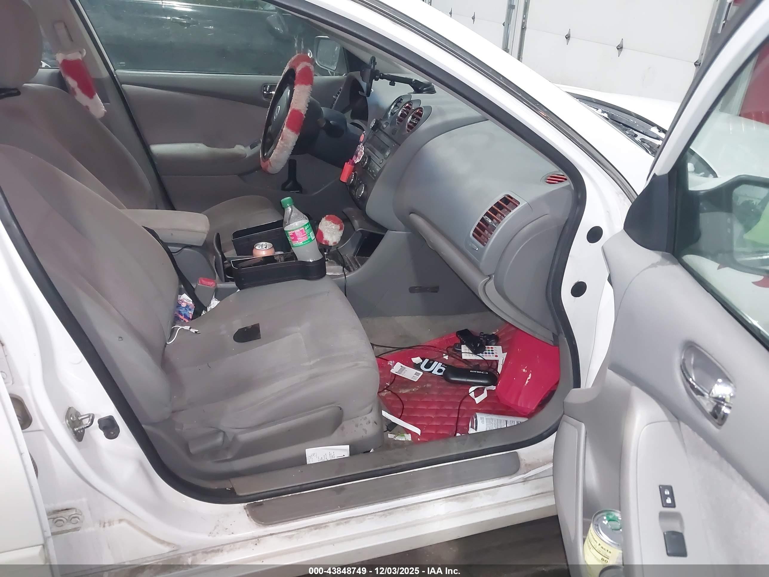 NISSAN ALTIMA image 5