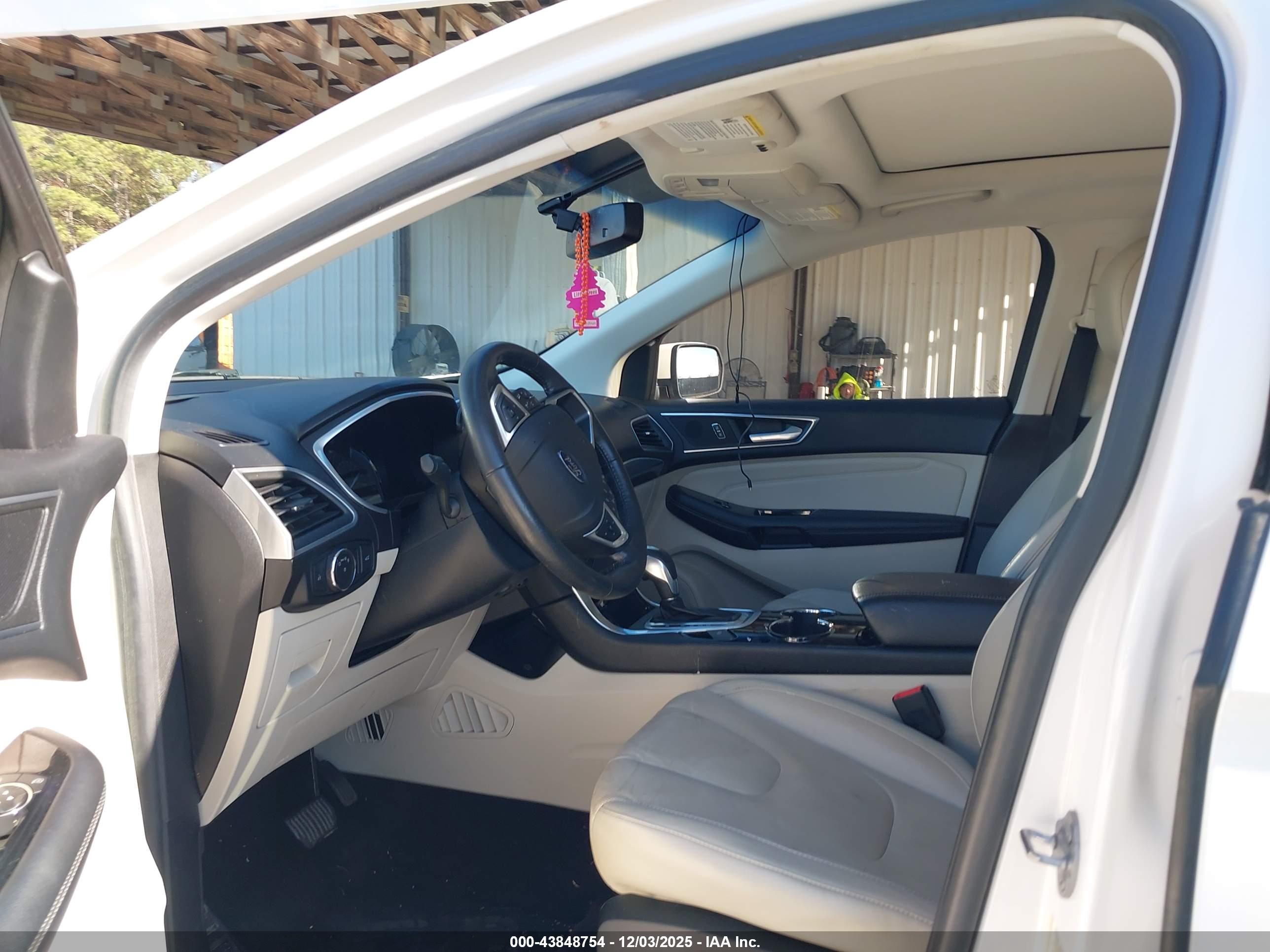 FORD EDGE image 5