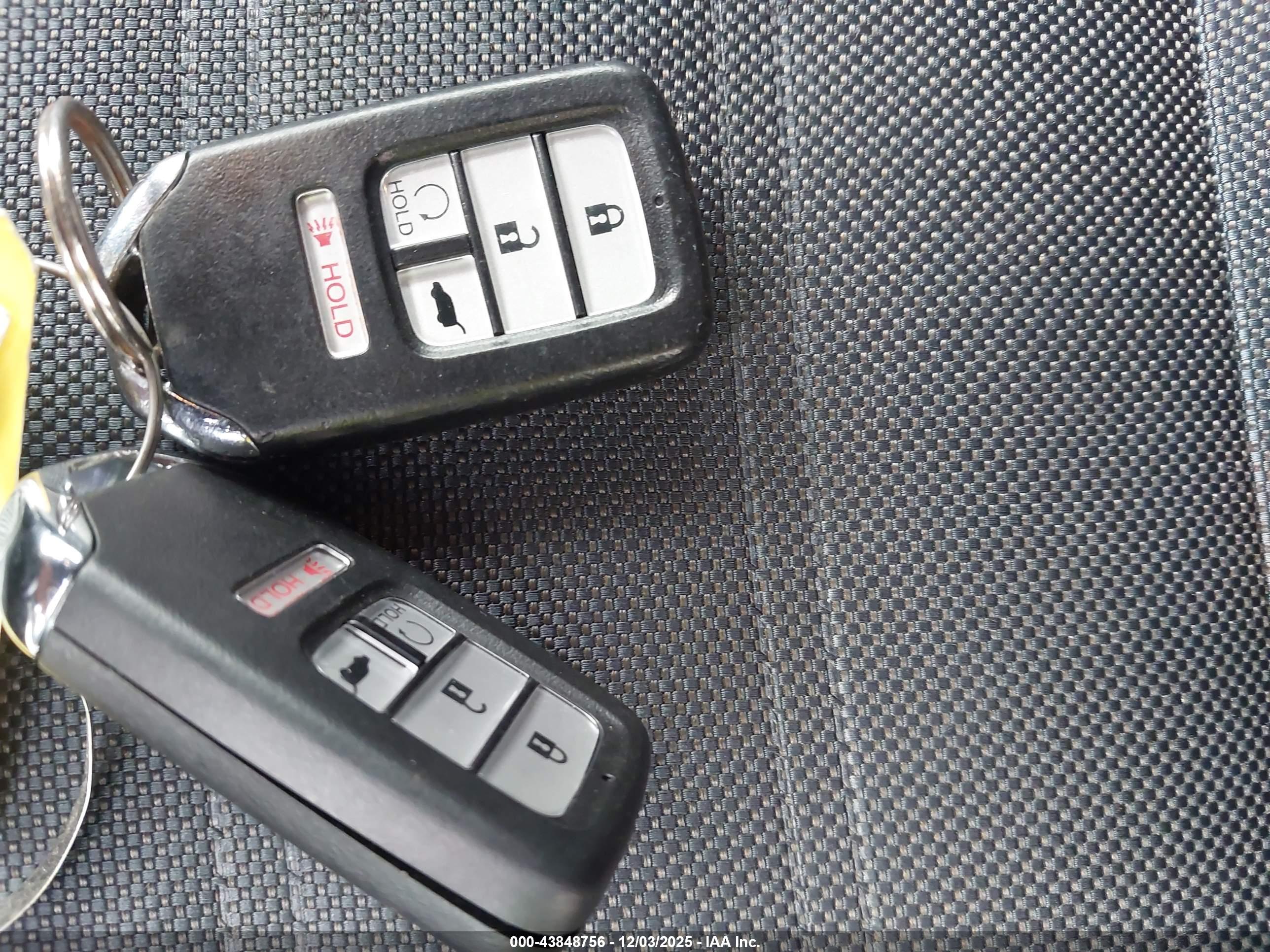 HONDA CR-V image 11