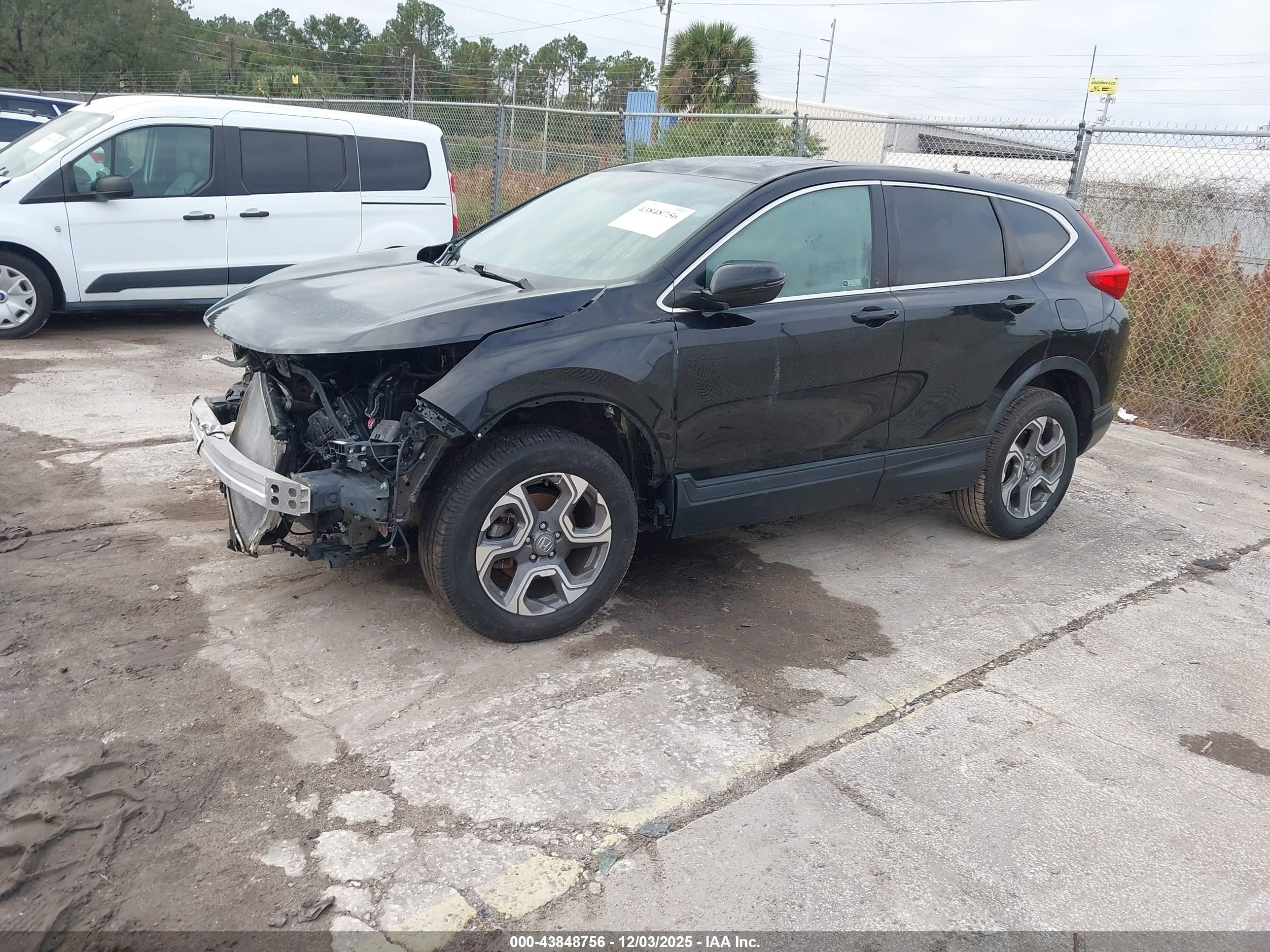 HONDA CR-V image 2